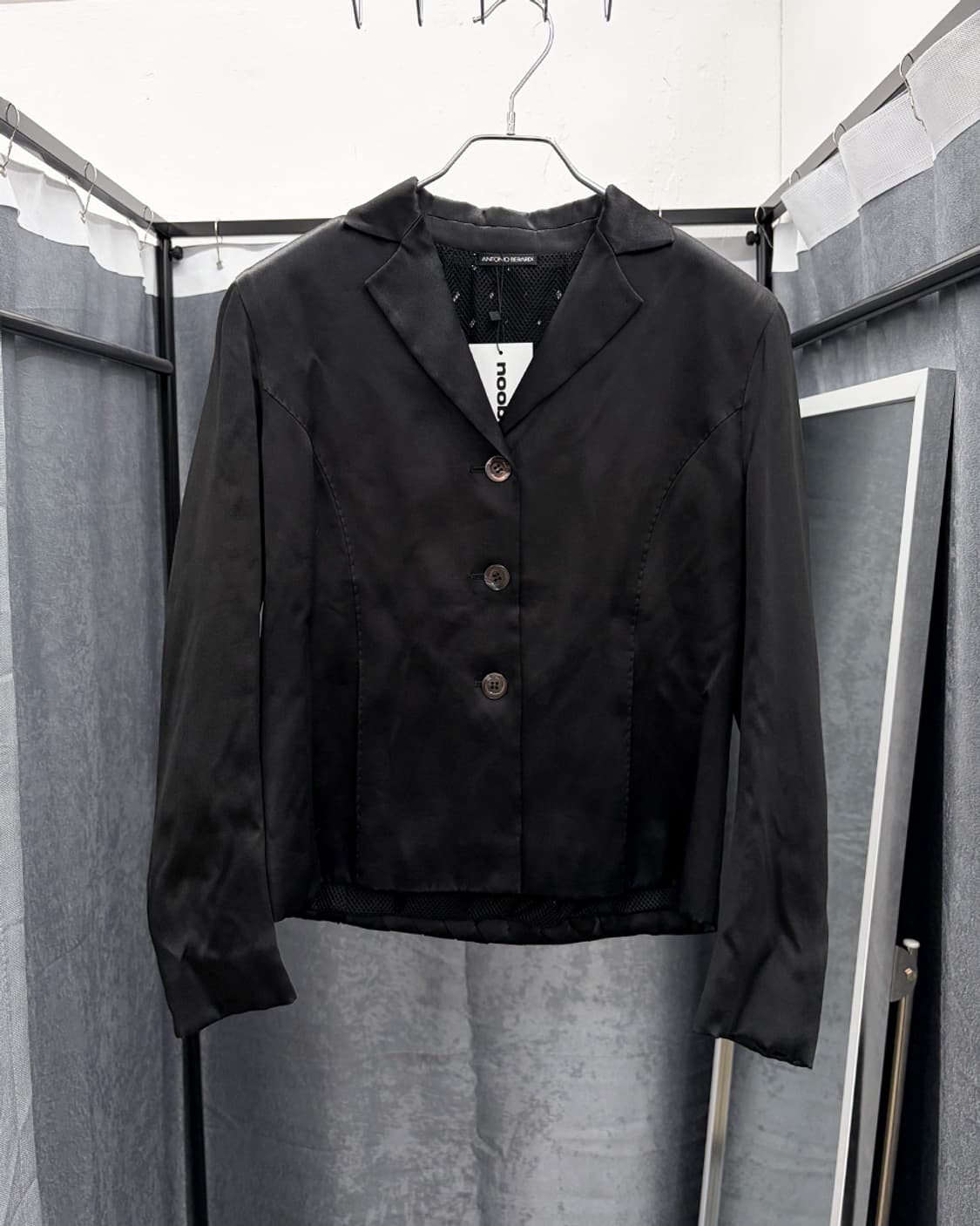 안토니오 베라르디 우븐 백 새틴 자켓 상품이미지2