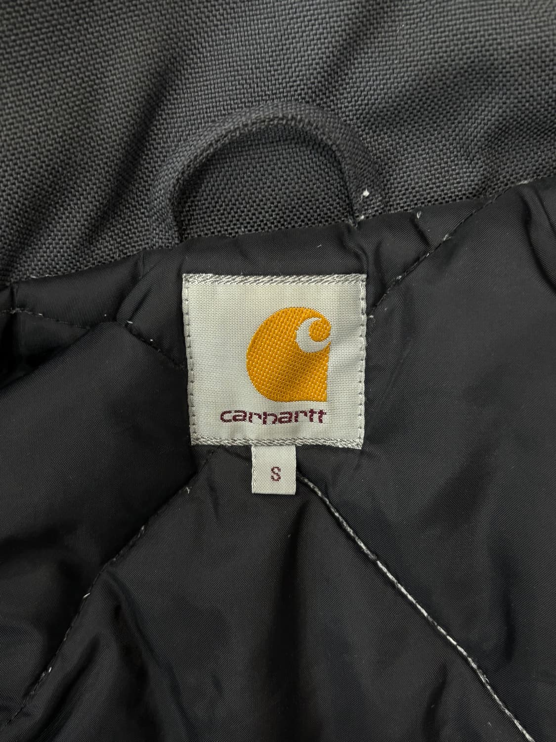 칼하트 트레디셔널 패딩 코트 상품이미지3