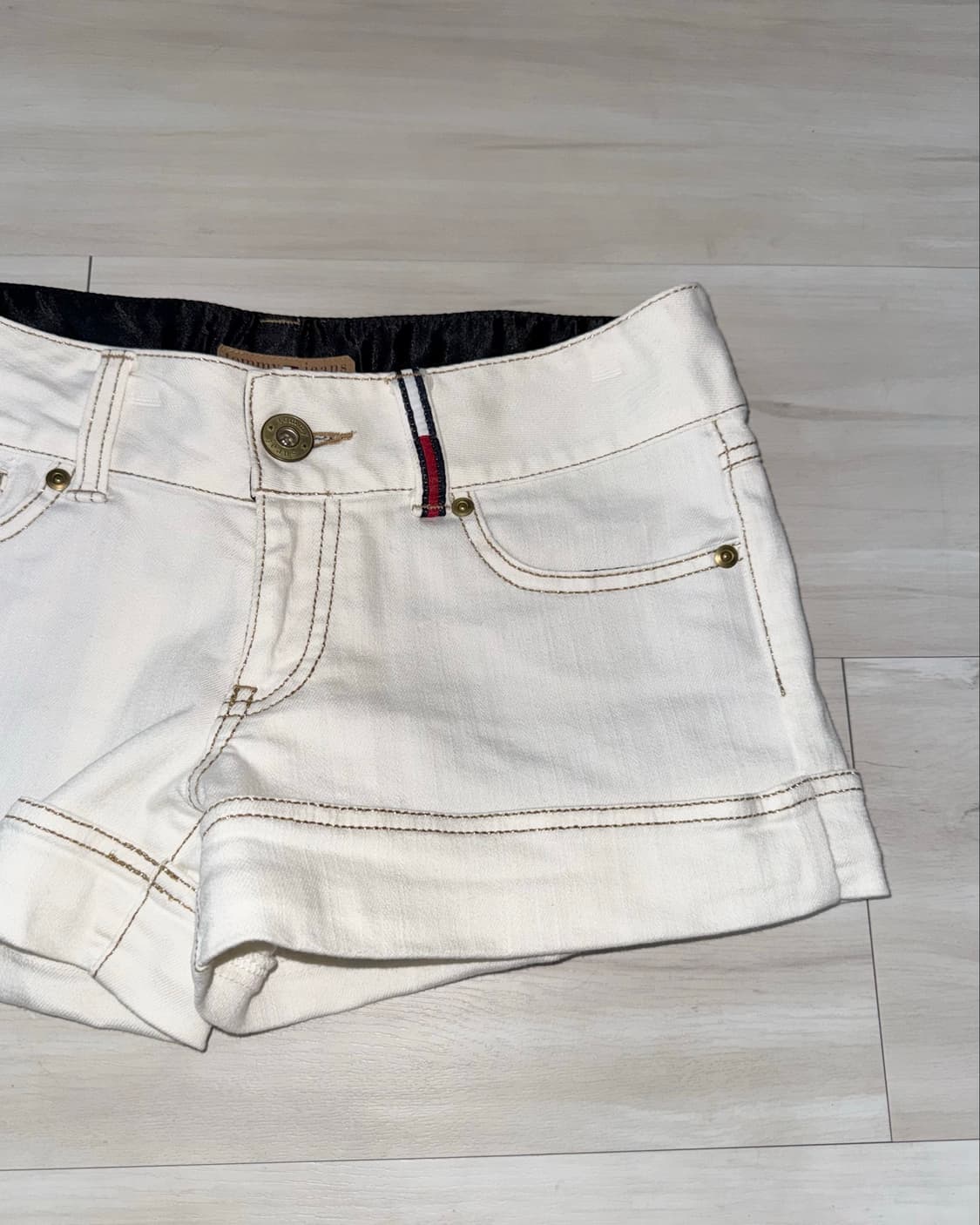 Tommy Hilfiger White Shorts 상품이미지9