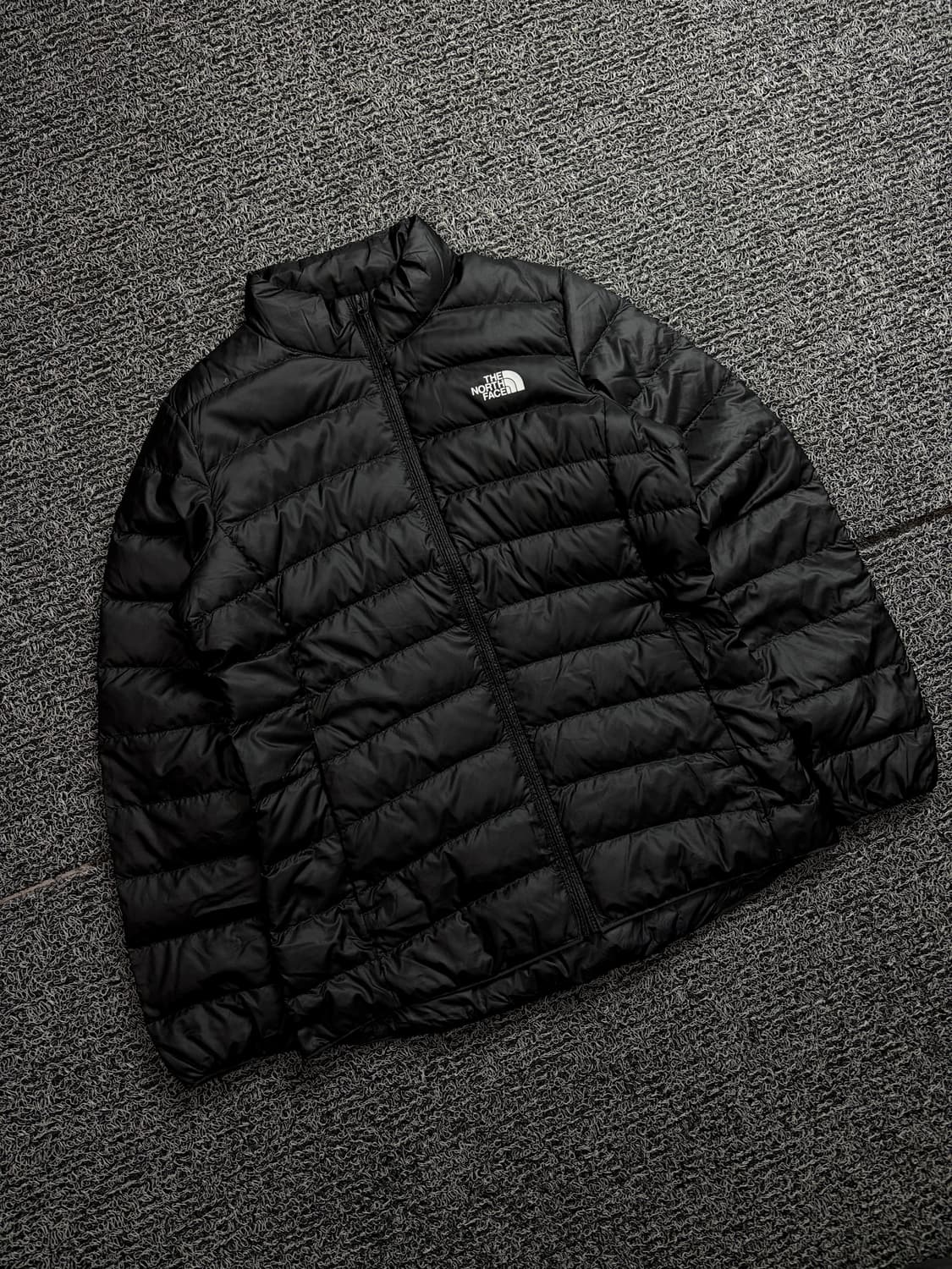 노스페이스 블랙 라이트 경량 다운 패딩 자켓 1913 상품이미지1