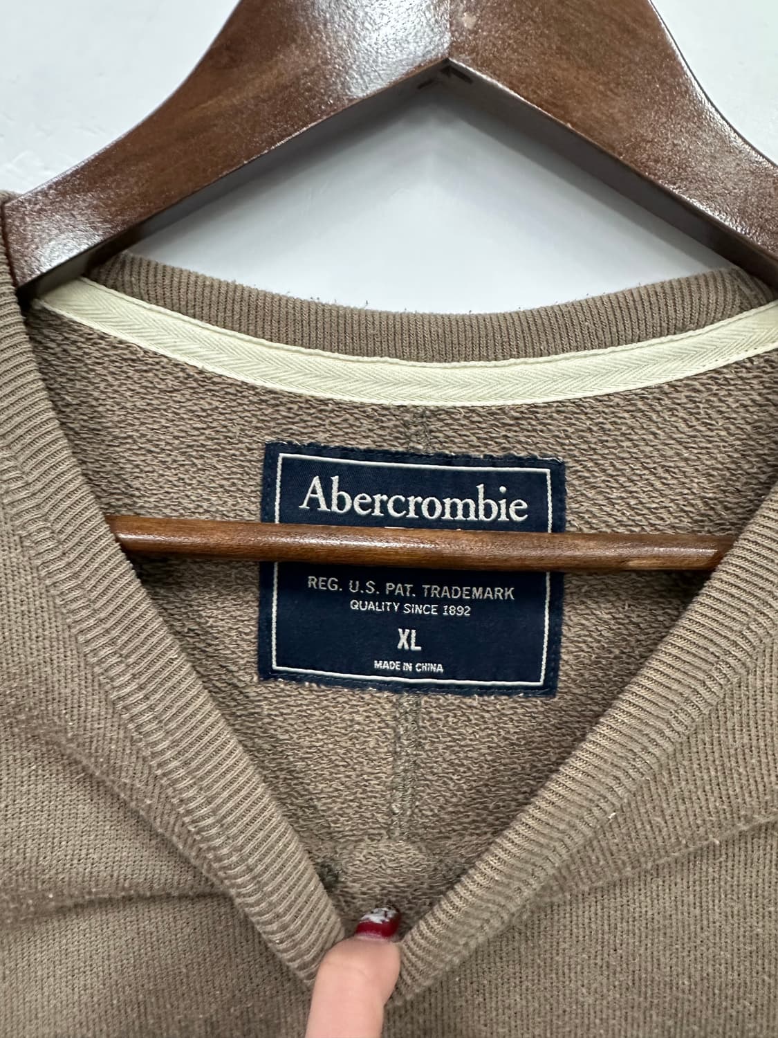 아베크롬비 베이지 맨투맨  상품이미지2