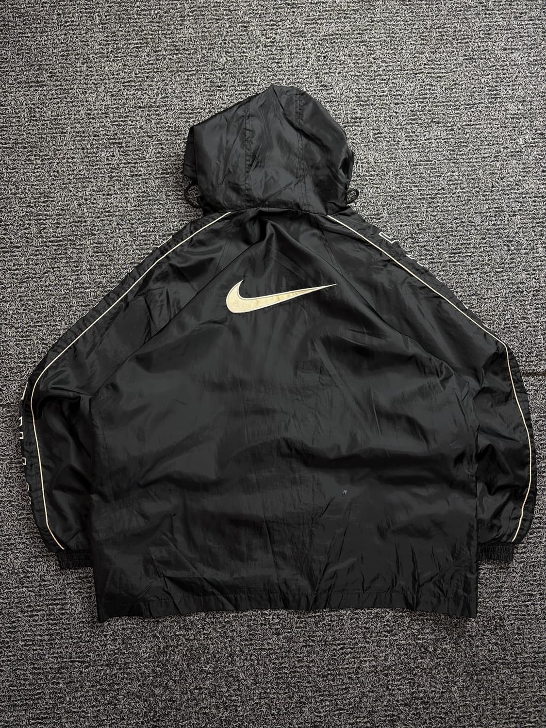 00s 나이키 올드스쿨 빅스우시 사이드 멀티로고 바람막이 2051 상품이미지4