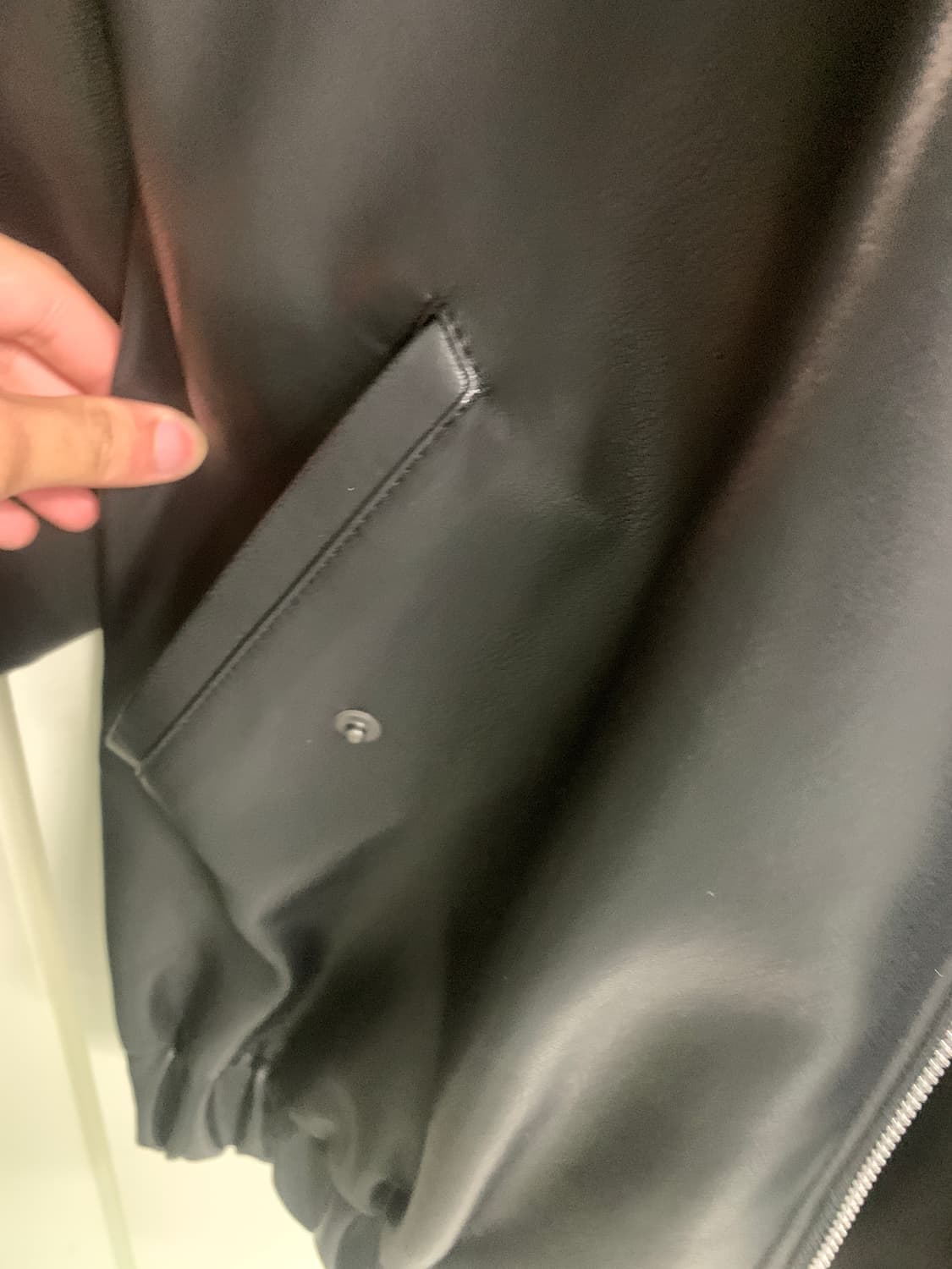 도프제이슨 오버핏 비건레더 보머 자켓 상품이미지8