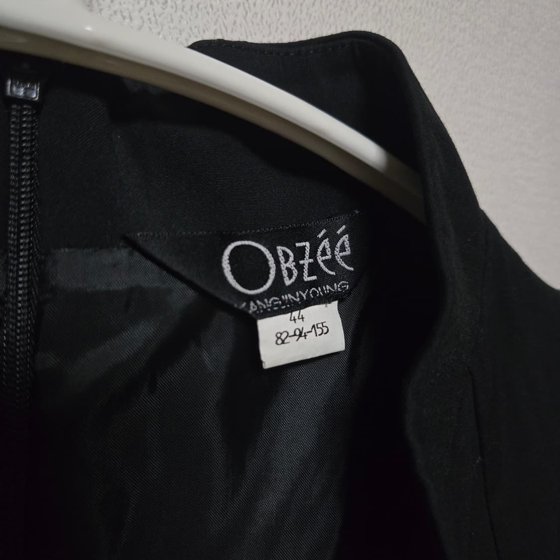 오브제 블랙 퍼프 원피스  상품이미지3