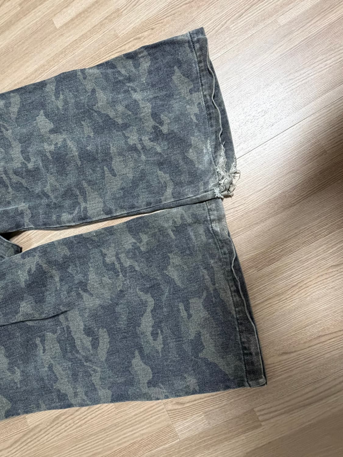 어반드레스 카모 팬츠 S (카리나 착용) 상품이미지5