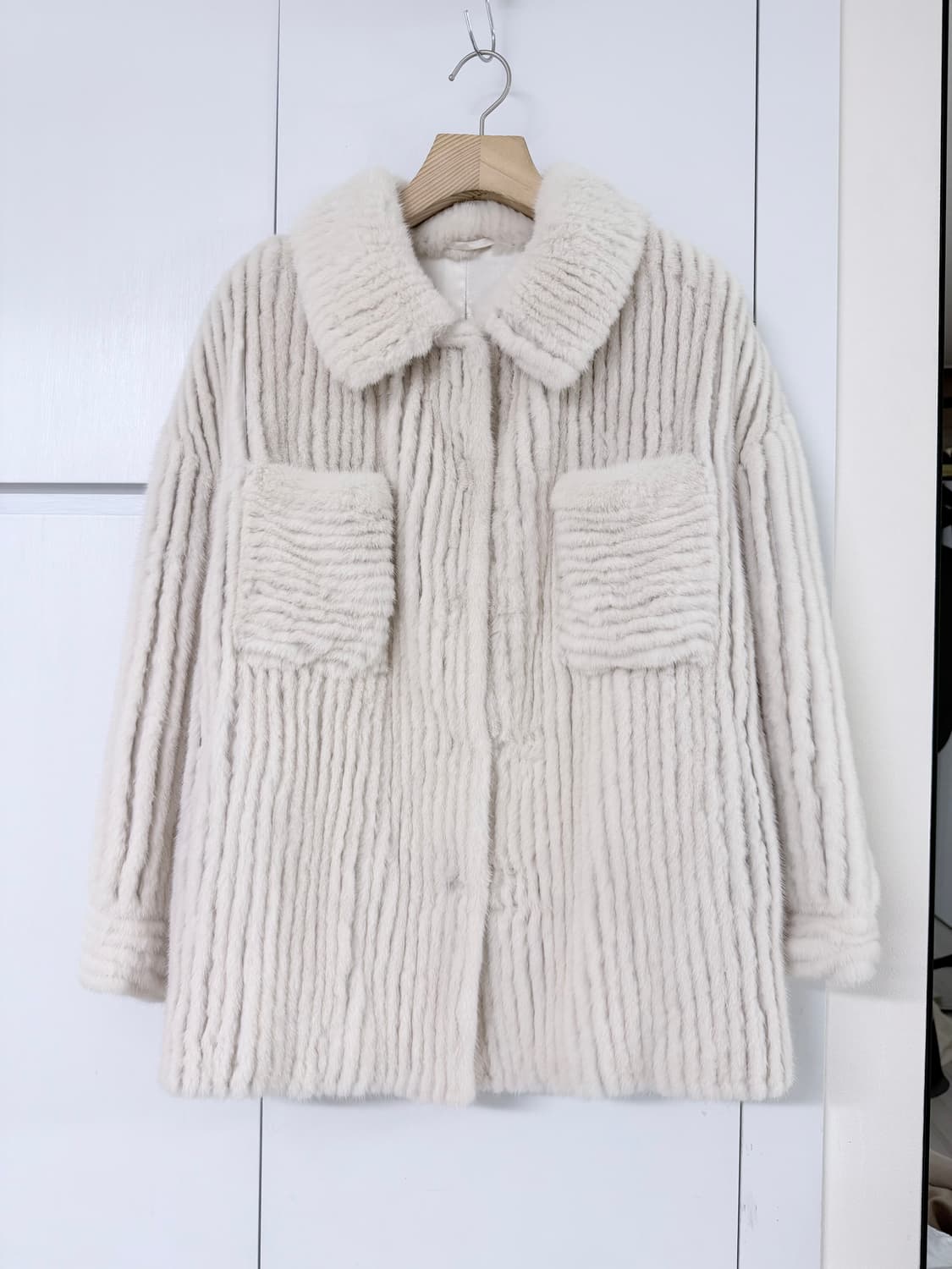 리얼양가죽 니팅밍크 화이트 그레이쉬 자켓 상품이미지1