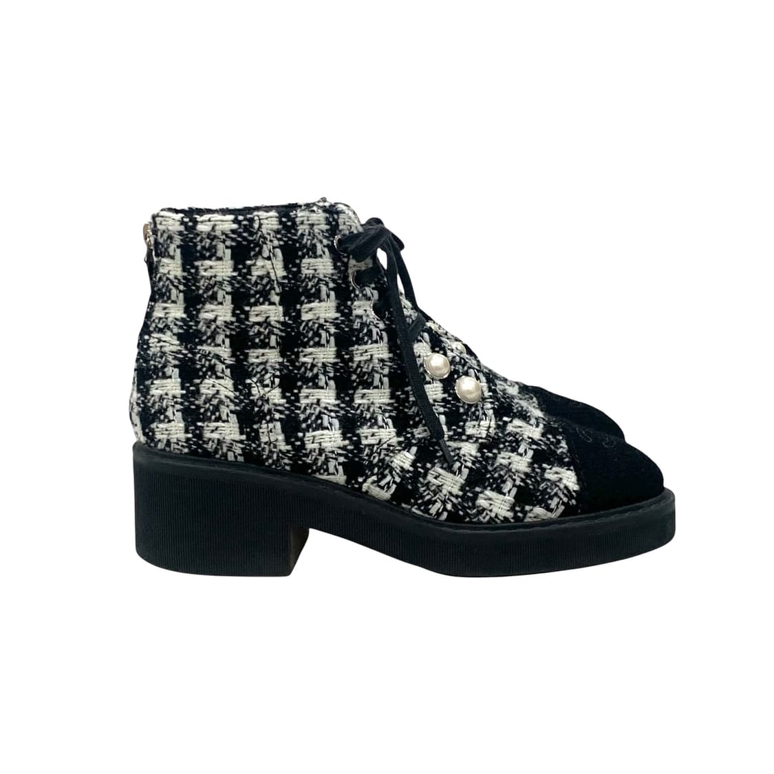 샤넬 트위드 진주 레이스업 앵클 부츠 상품이미지2