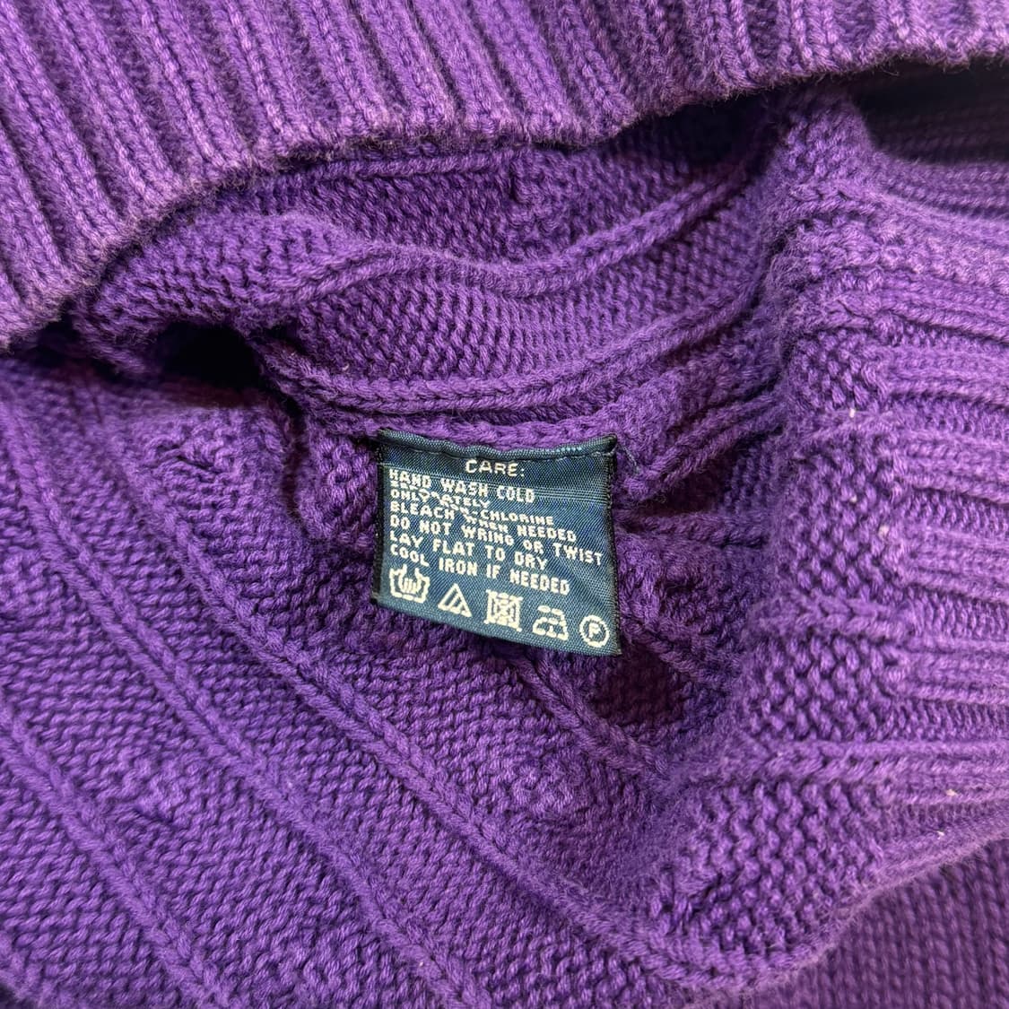 폴로 랄프로렌 스포츠 퍼플 브이넥 케이블 니트 상품이미지4