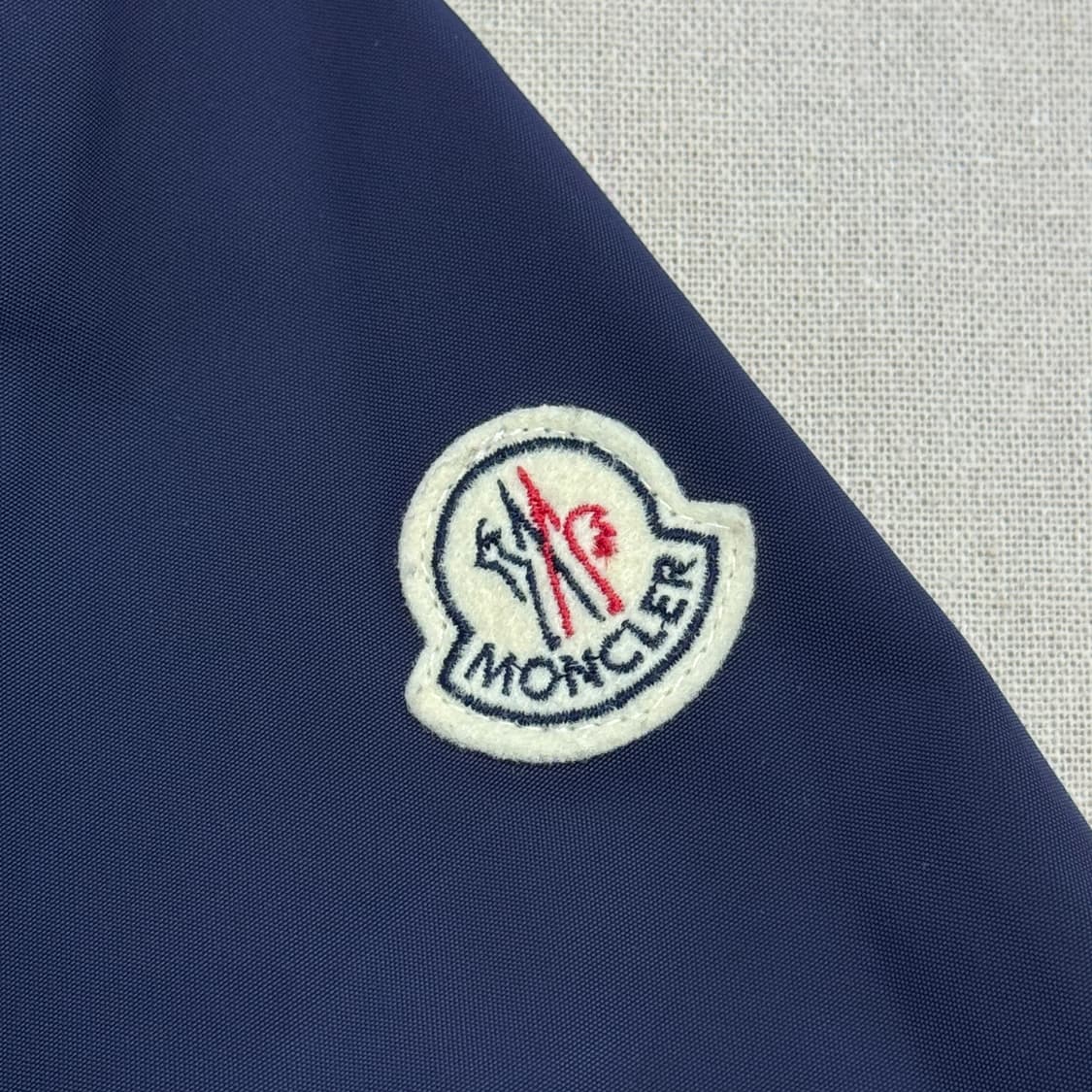 몽클레어 우먼 하이넥 나일론 자켓 4 상품이미지6