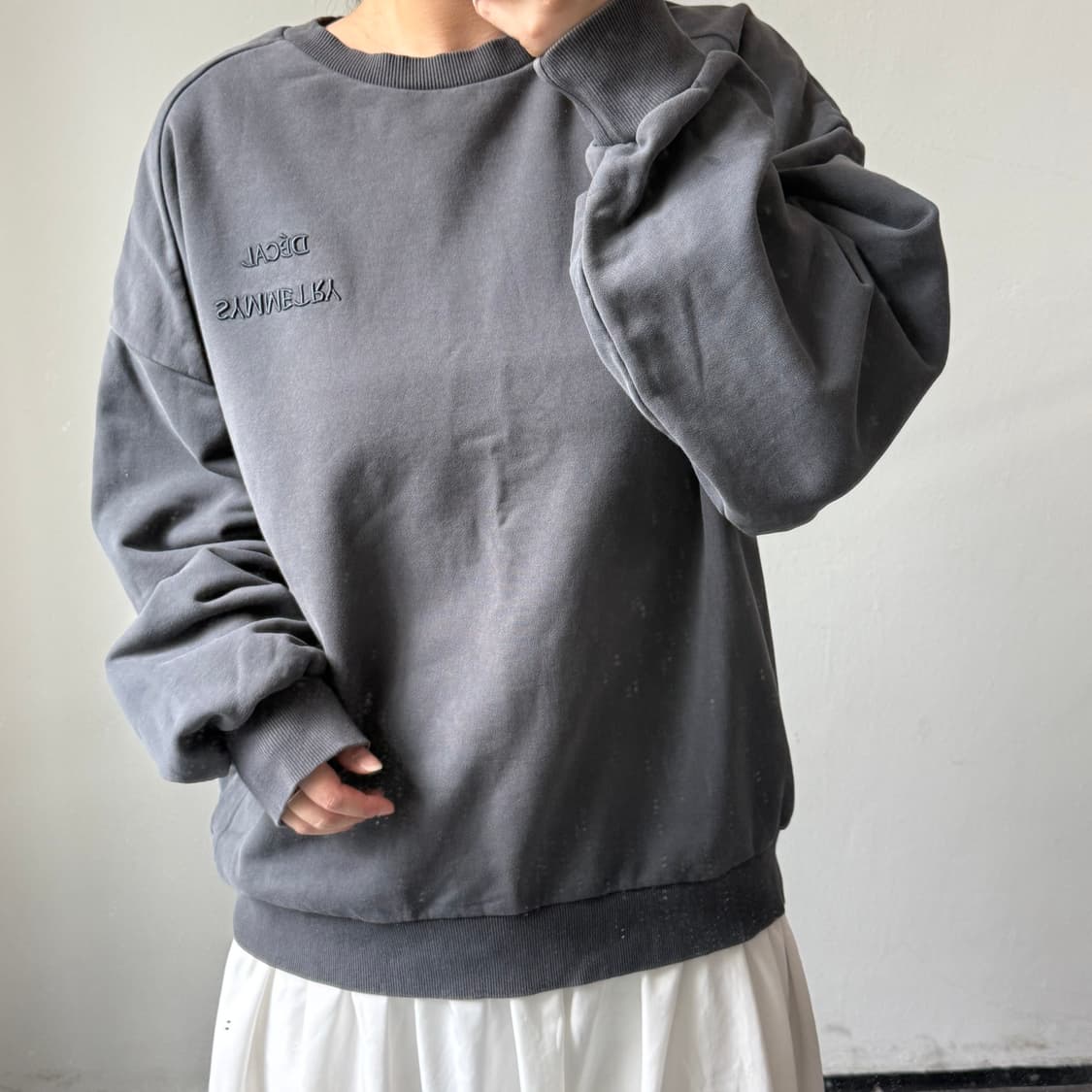 [XS] 준지 오버핏 스웻셔츠 상품이미지1