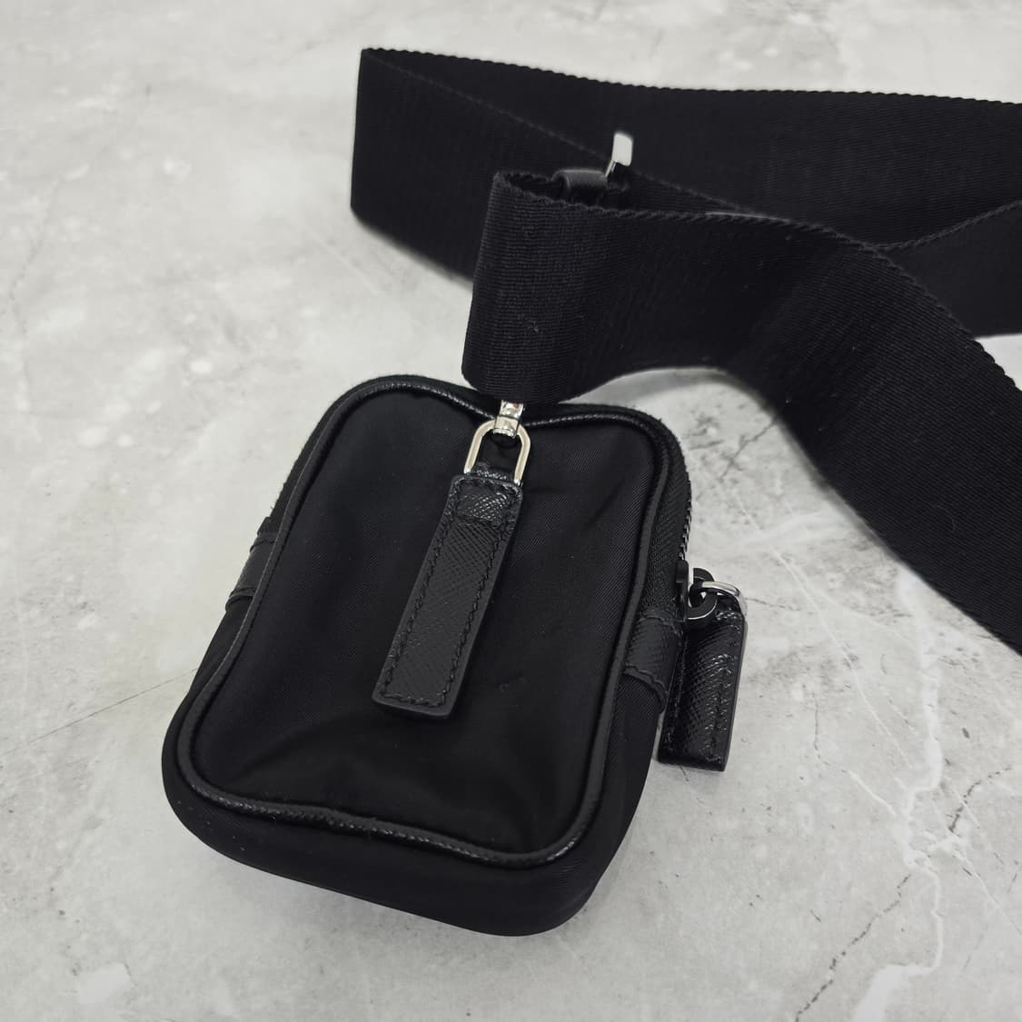 프라다 리나일론 크로스백 판매 상품이미지6