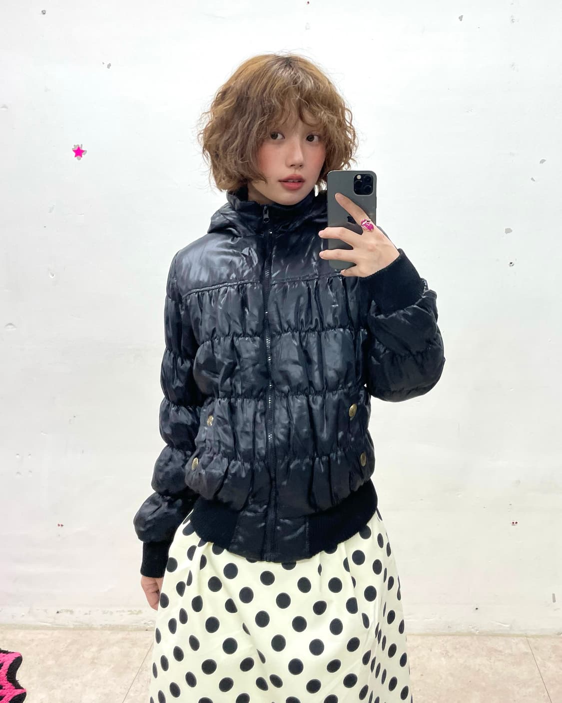 Glossy Black Shirring Padded  상품이미지1