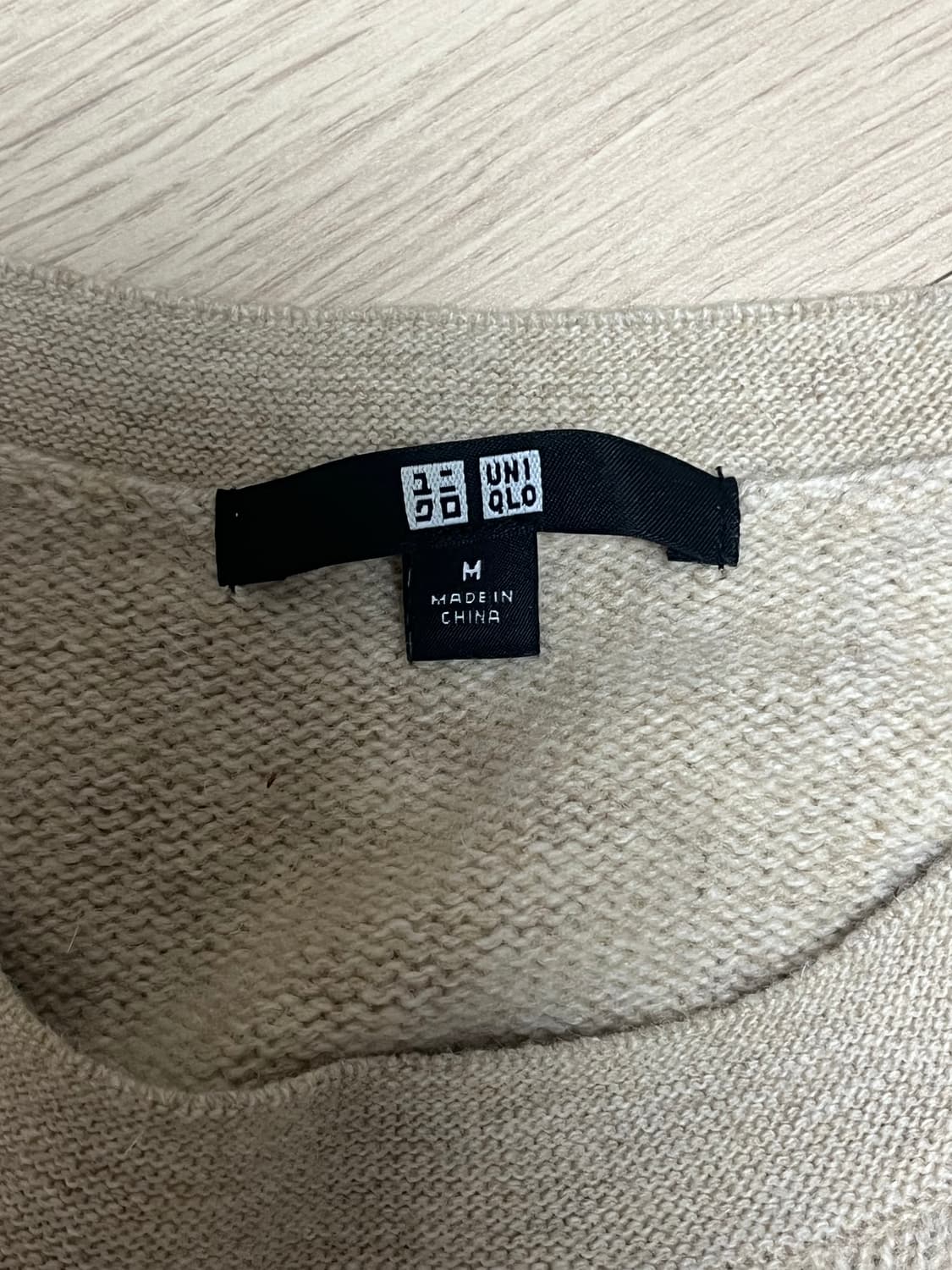 유니클로 니트 상품이미지2