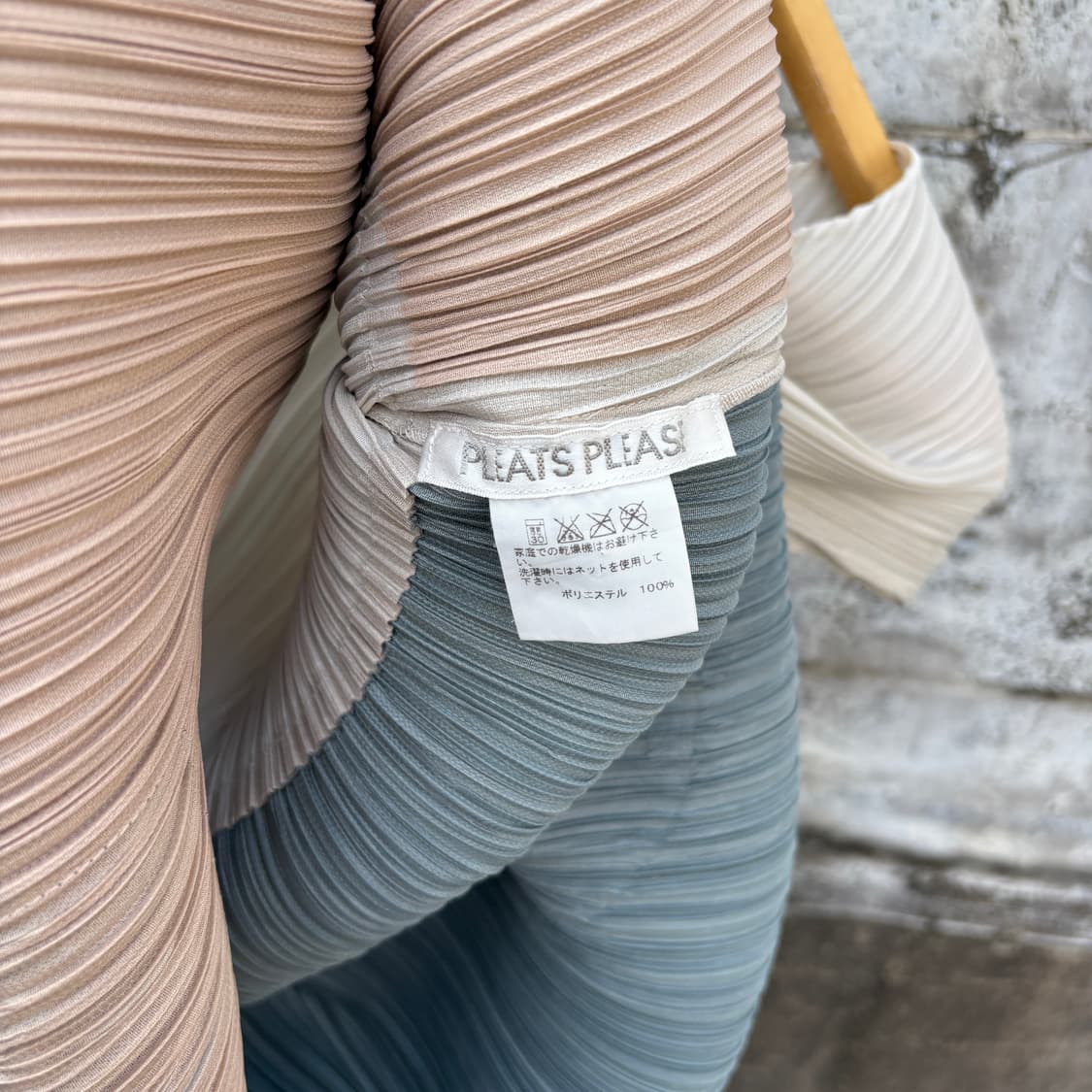 Pleats Please 이세이미야케 플리츠플리즈 슬리브리스 나시 티셔츠 상품이미지4