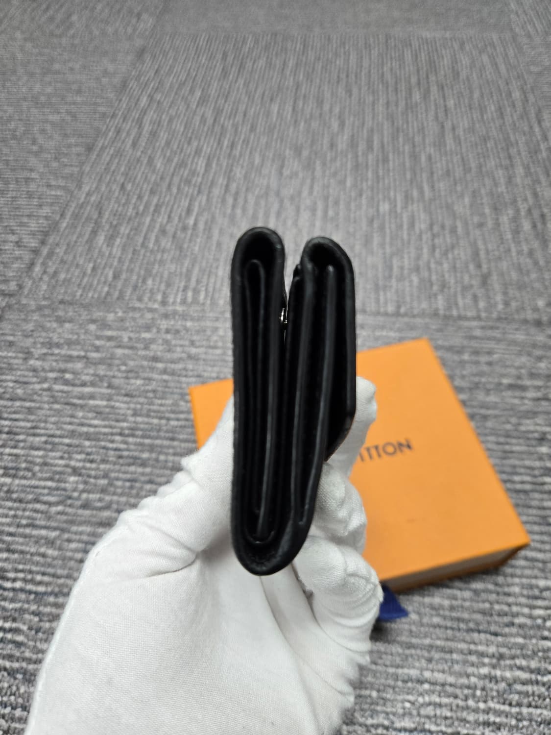 [특가][정품] 루이비통 락미니 월릿 삼단지갑 상품이미지3