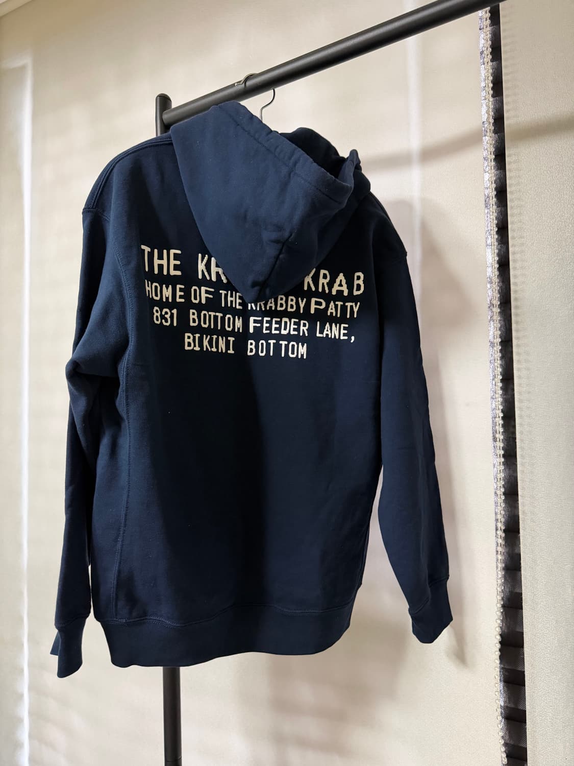 Uniqlo x 스폰지밥 후드티 네이비 M 상품이미지3