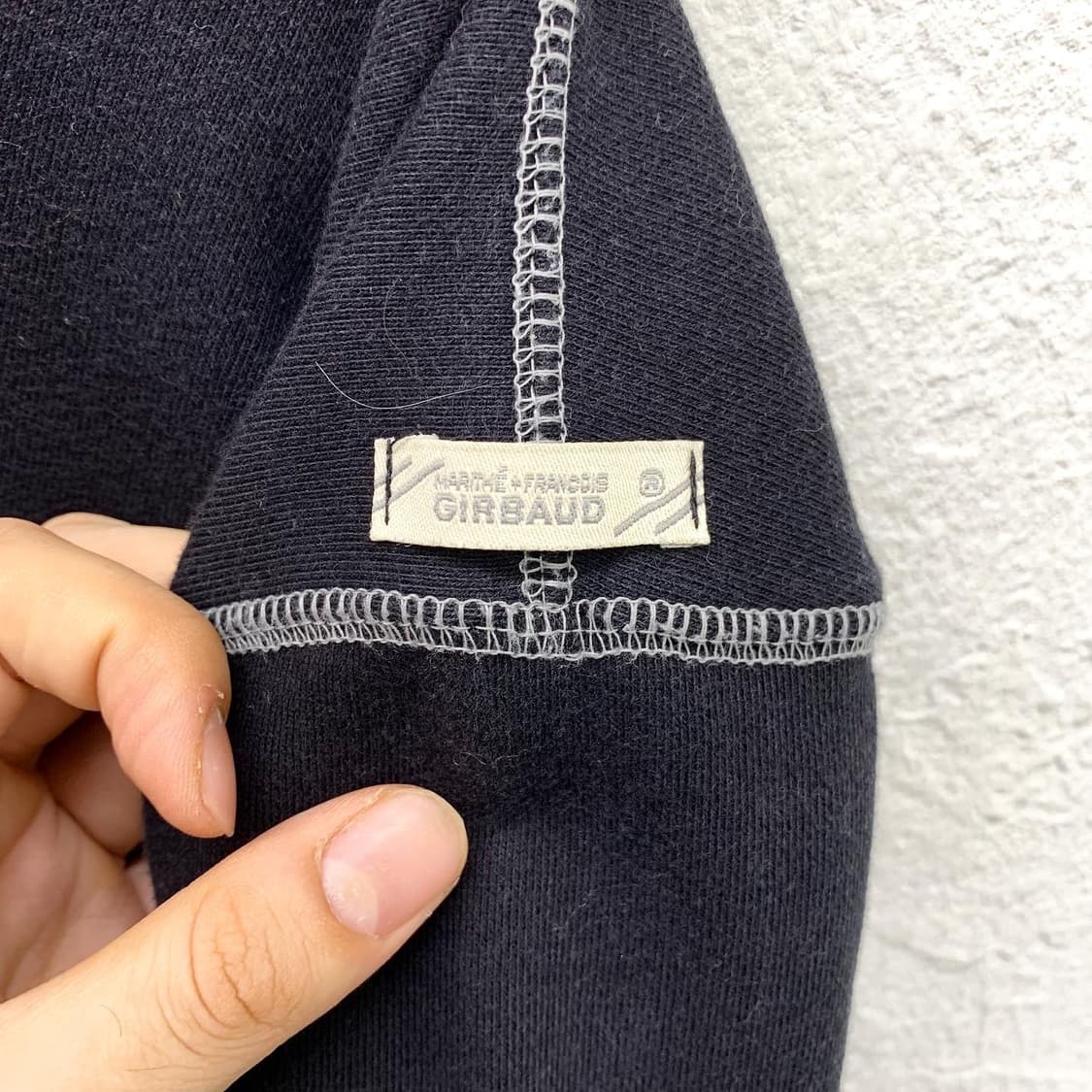 마리떼 프랑소와 저버 블랙 로고 스티치 스웻셔츠  상품이미지6