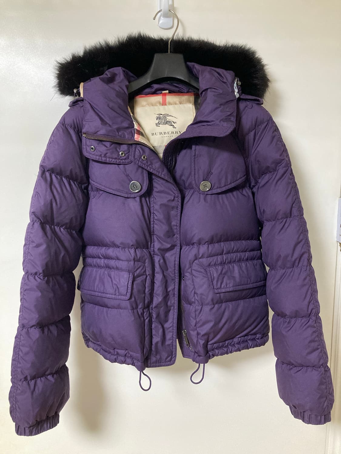 버버리 런던 폭스퍼 구스다운 패딩자켓 상품이미지1