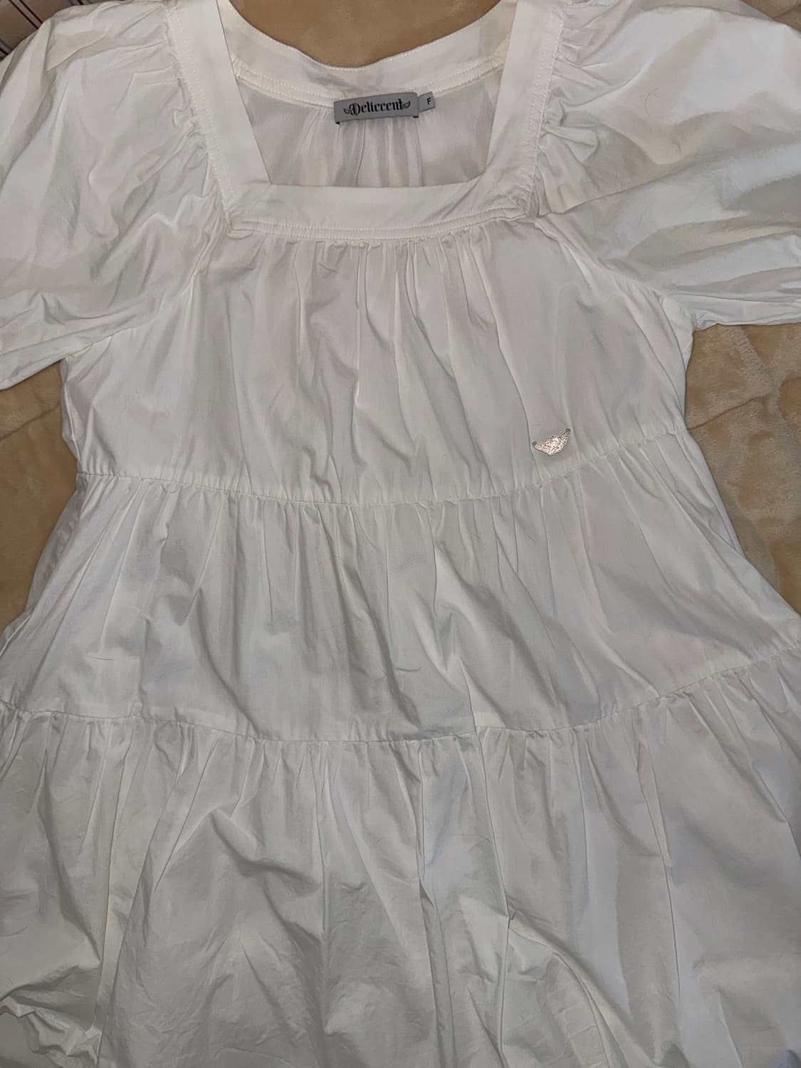 델리센트 스퀘어 티어드 반팔 원피스 / 미착용 상품이미지1