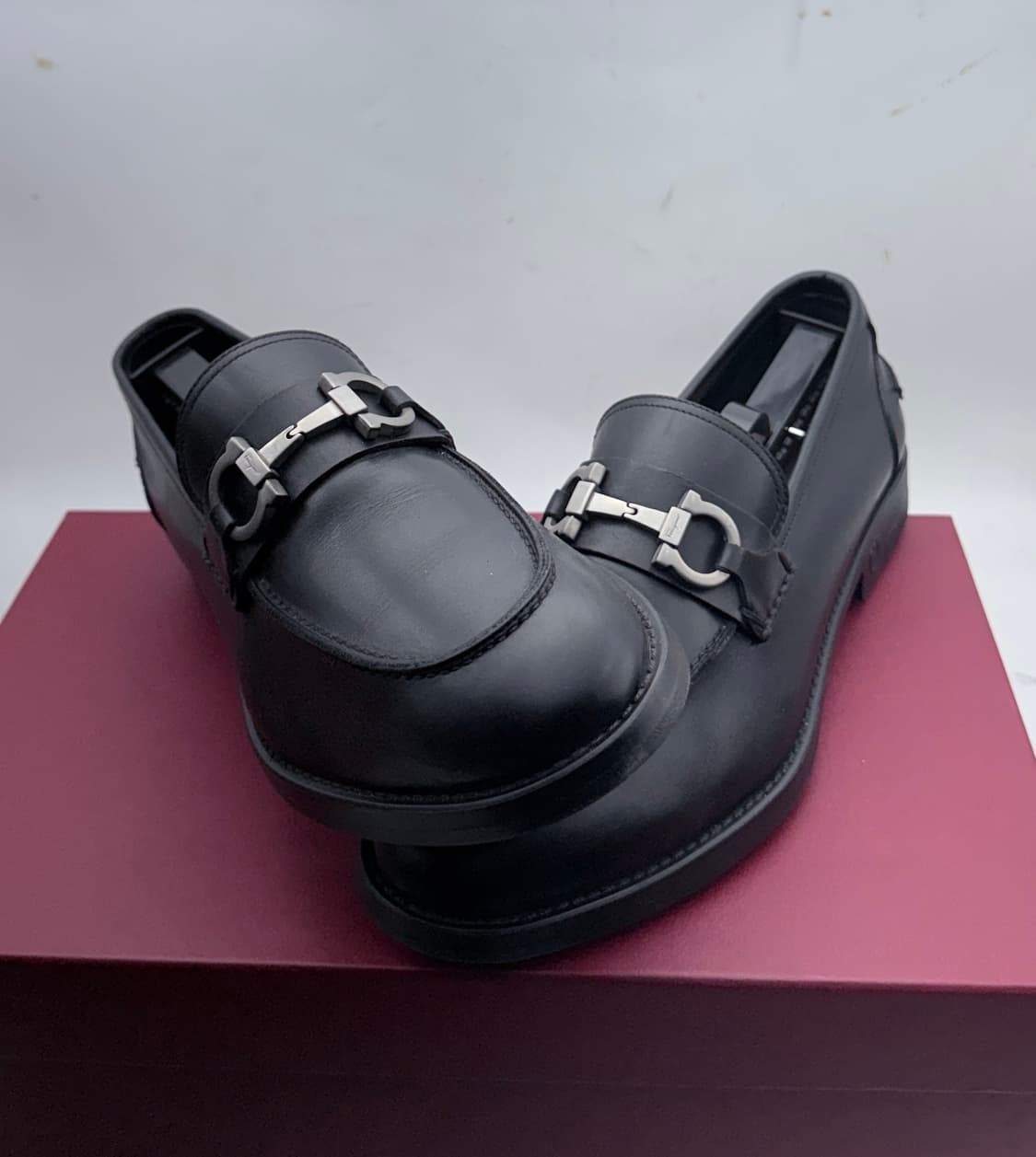 정품)페라가모255 상품이미지1