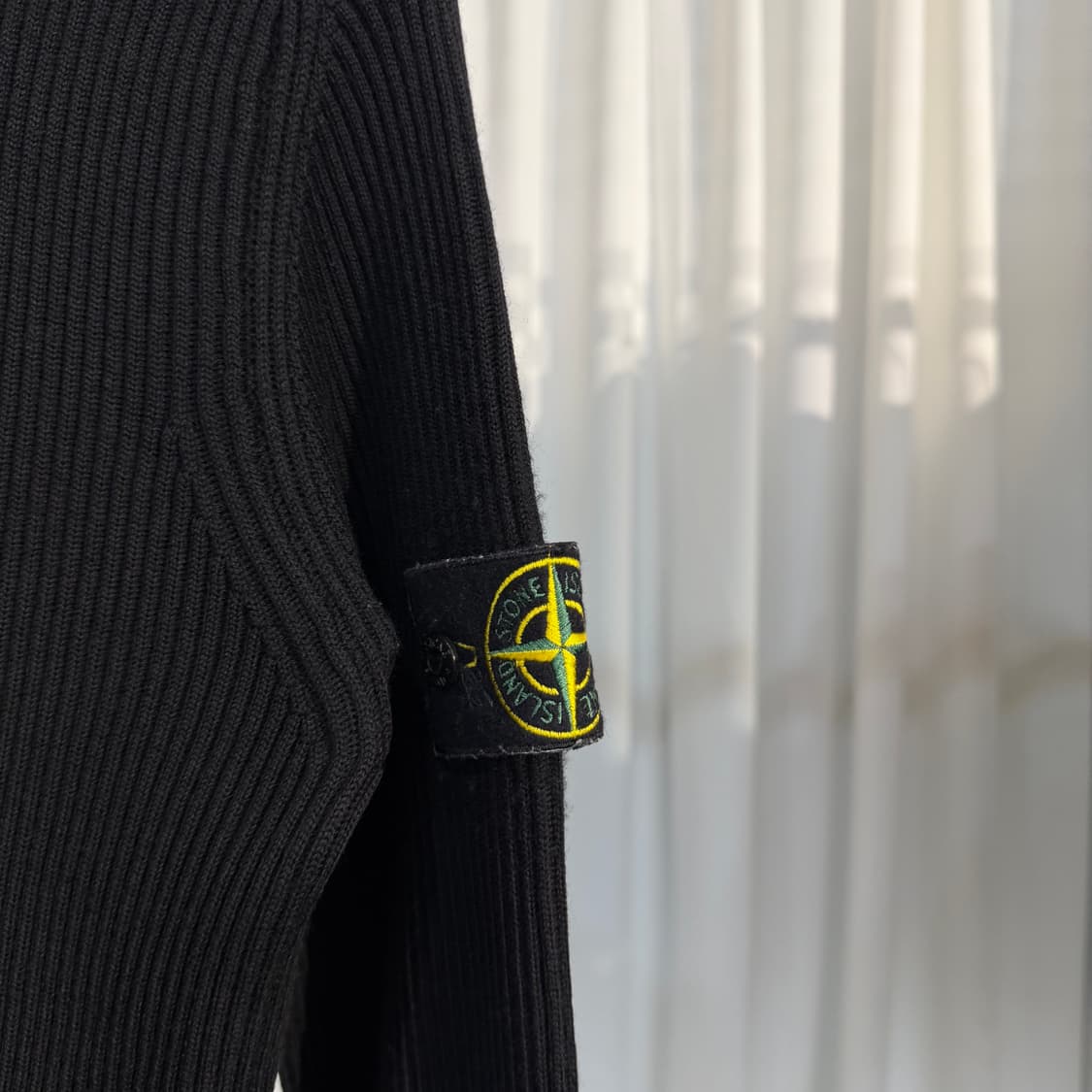 (M) 스톤아일랜드 25FW 5100052 터틀넥 울 니트 상품이미지3