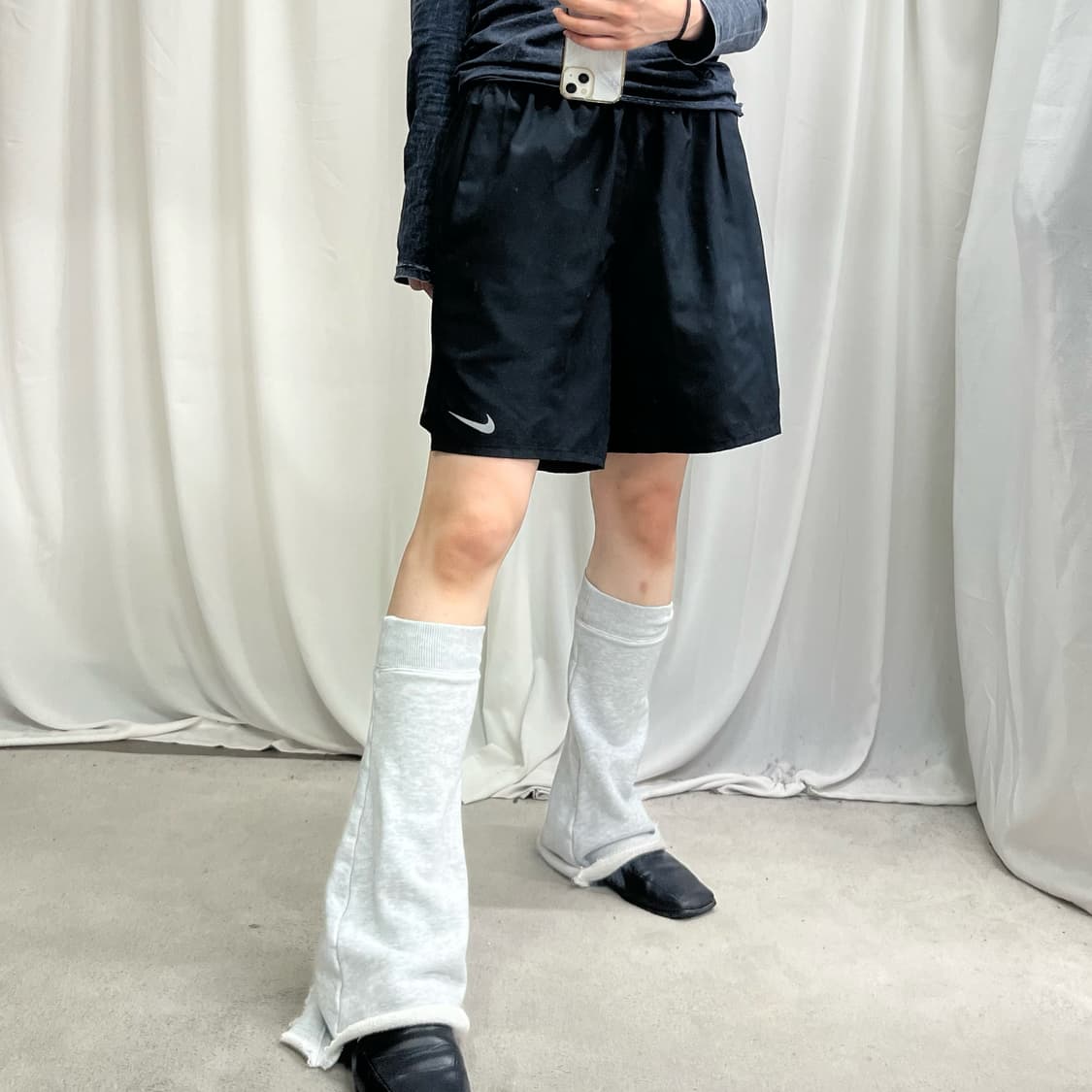 Nike black running shorts 상품이미지1