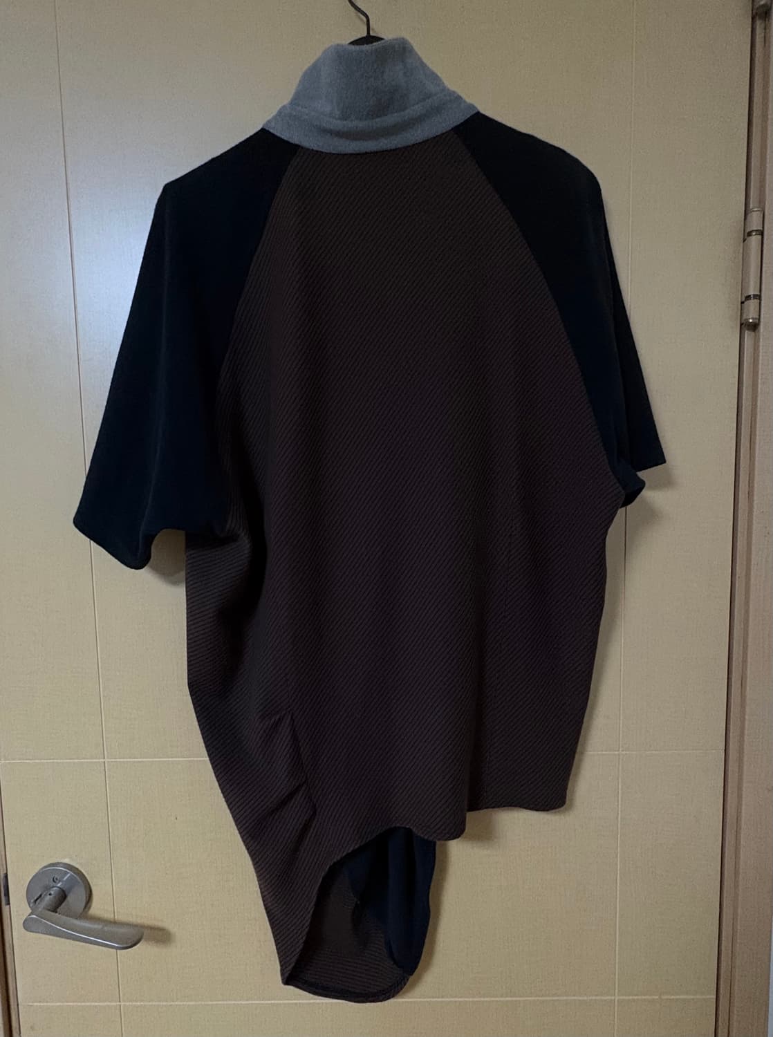 키코 코스타디노브 트리올 triol 블랙/브라운 46 상품이미지2