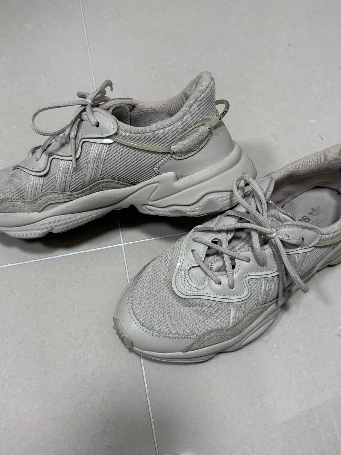 아디다스 오즈위고 클리어 브라운 베이지 아이보리 상품이미지2