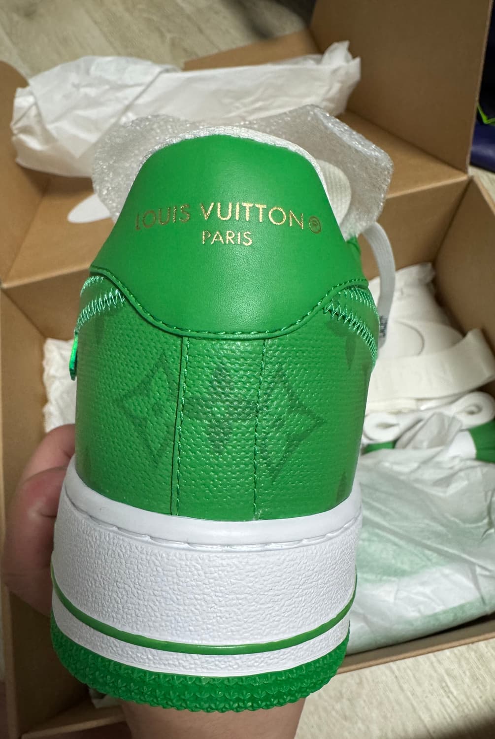 [US10] 루이비통 x 나이키 에어포스 화이트 짐 그린 상품이미지7