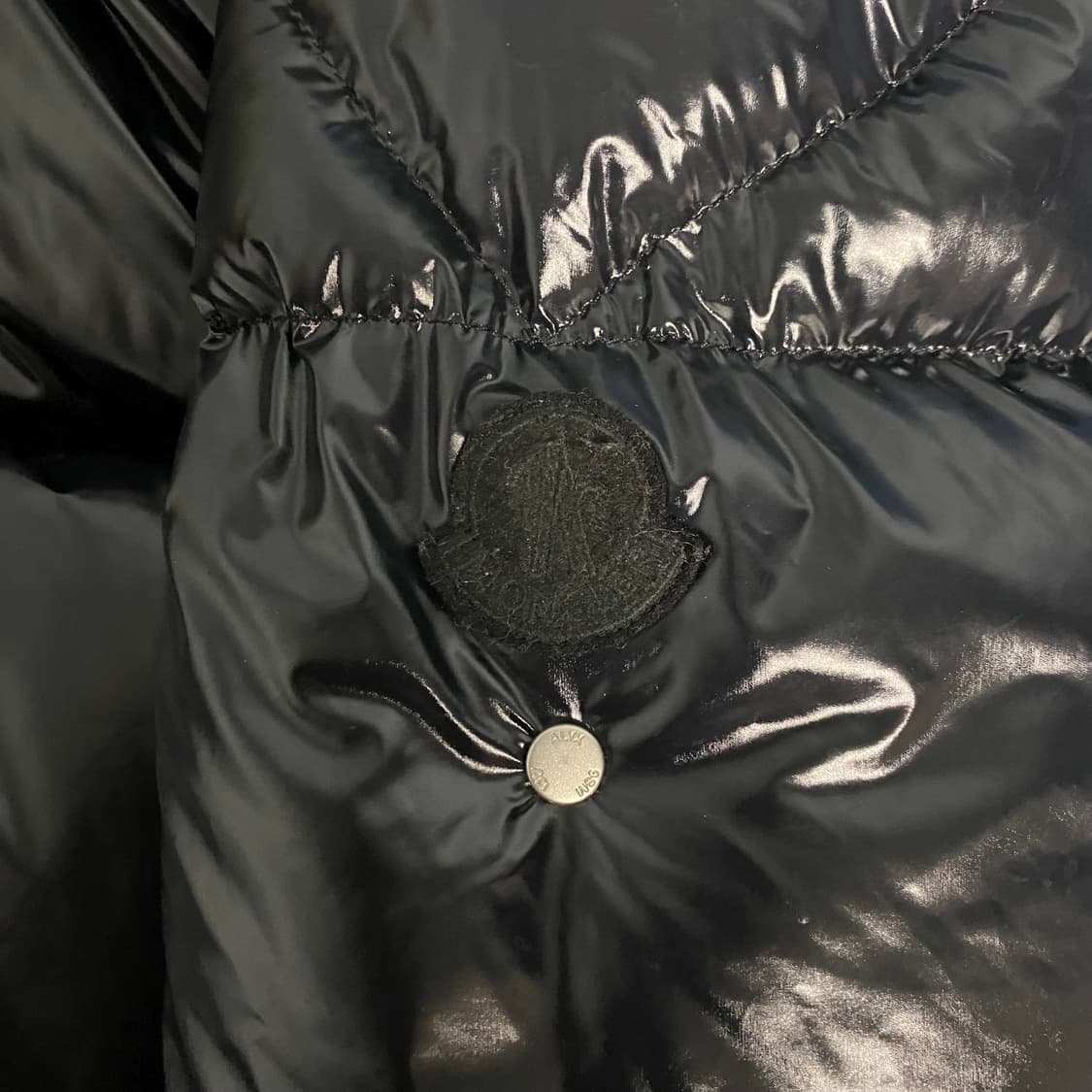 [1] 21FW 몽클레어 알릭스 마호가누스 쇼트 다운 패딩 자켓 블랙 상품이미지8