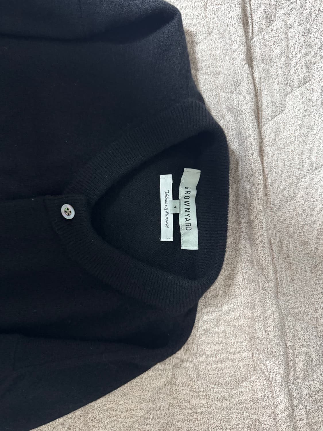 브라운야드 라운드넥 가디건 4사이즈 판매합니다 상품이미지2