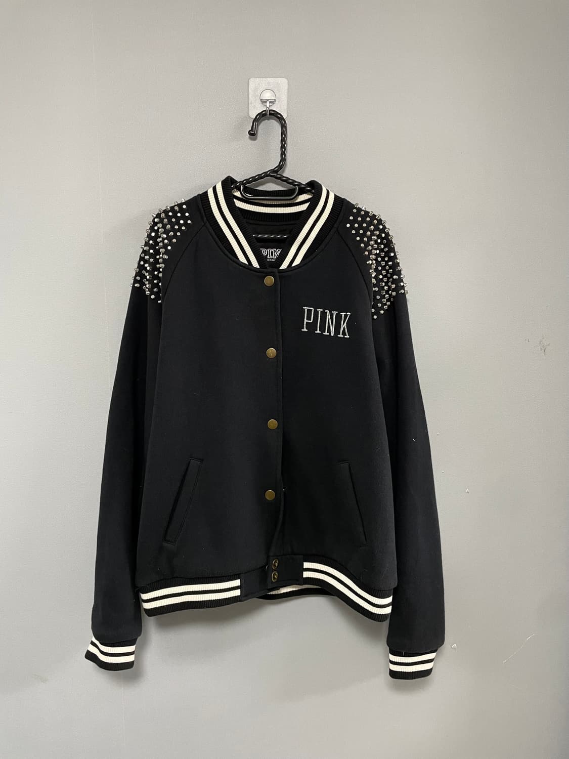 Stud baseball jacket 상품이미지3