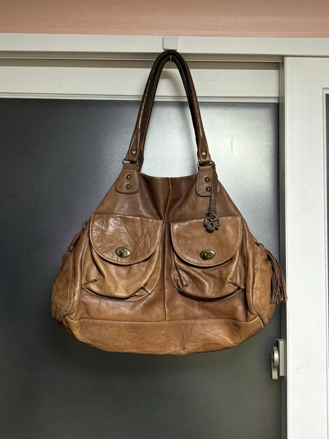 Motto 가죽 클로버 참 갸루스타일 숄더백 태슬 빈티지 상품이미지1