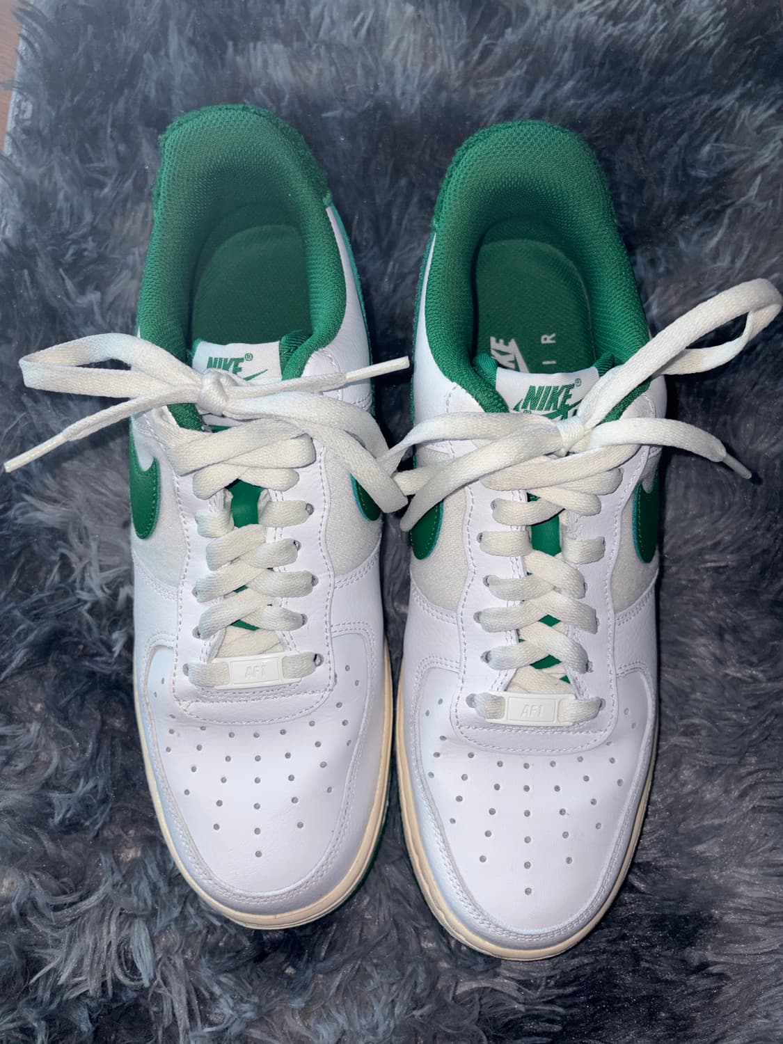 나이키 에어포스 파인  260 급처 상품이미지3