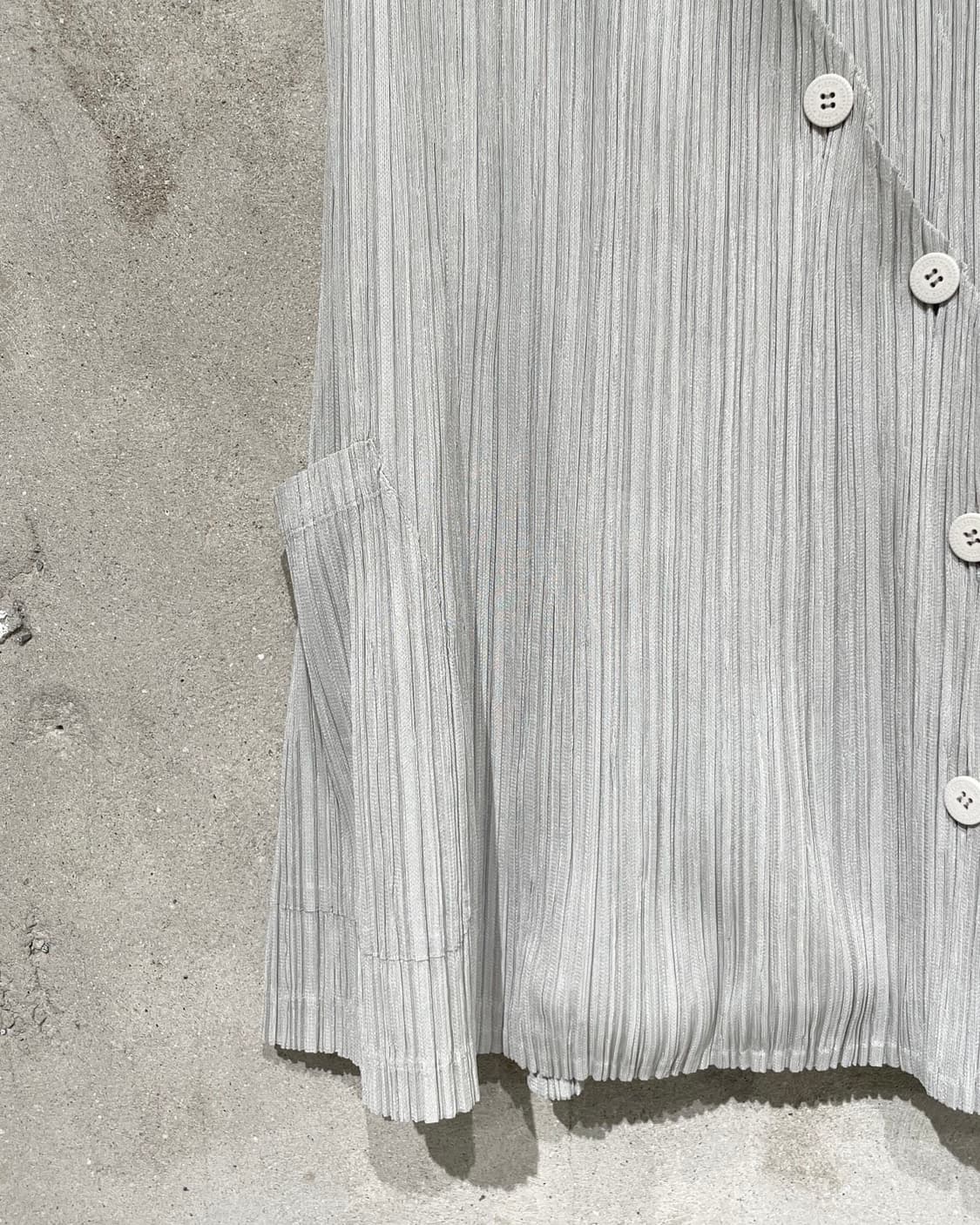 플리츠 플리즈 그레이 스트림라인 버튼 포켓 롱 베스트 상품이미지4