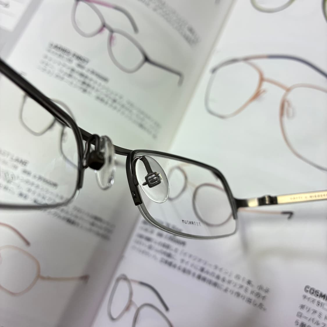 GOTTI 고티 티타늄 실버 반무테 안경 상품이미지8