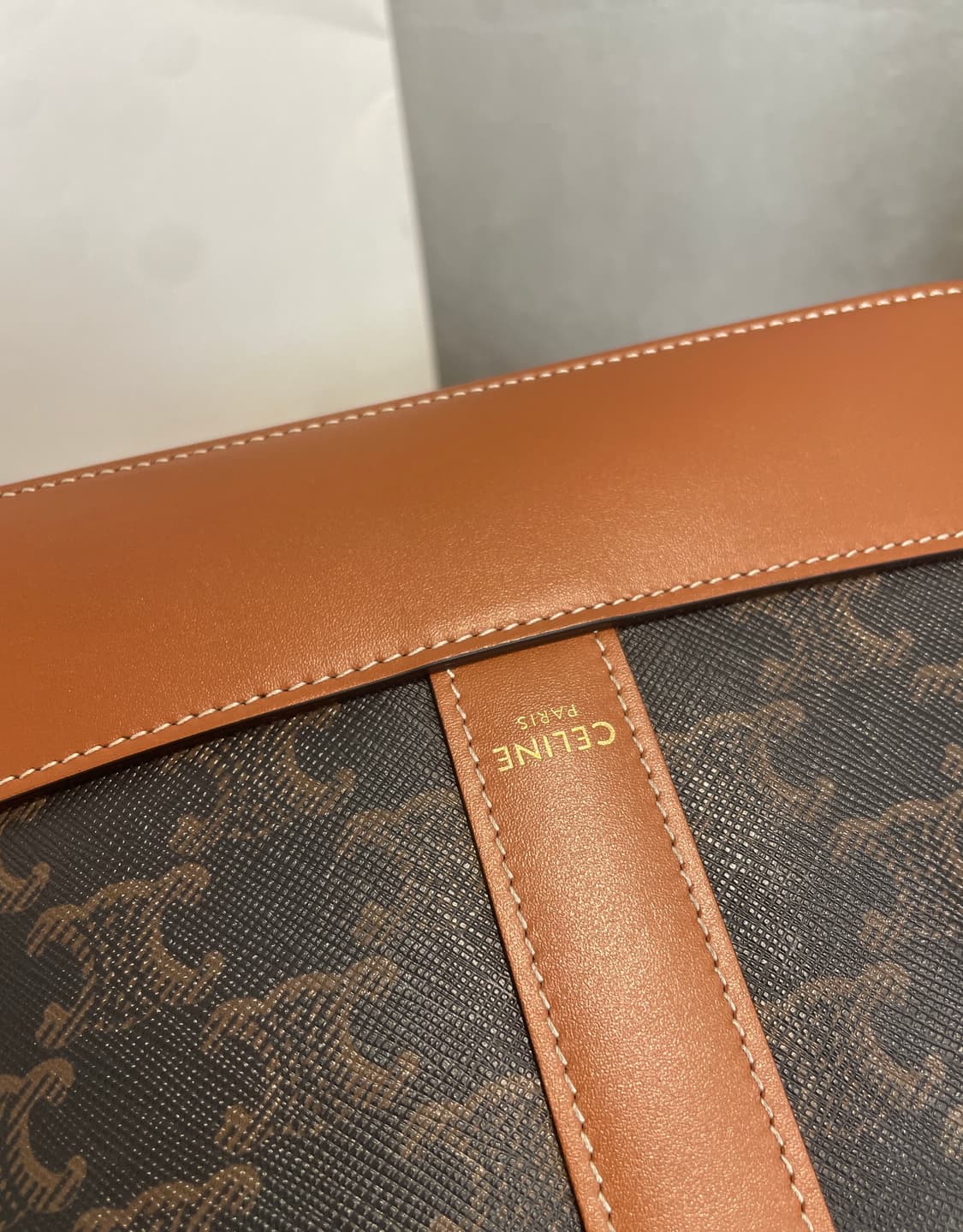 정품 셀린느 버킷백 미듐  상품이미지6