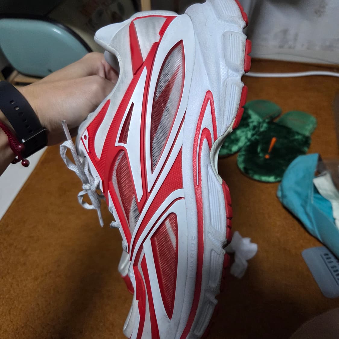 리복 x 강혁 프리미어 로드 모던 화이트 레드 상품이미지2