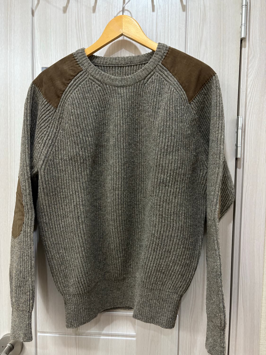 포터리 밀리터리 니트 카키 2 상품이미지1