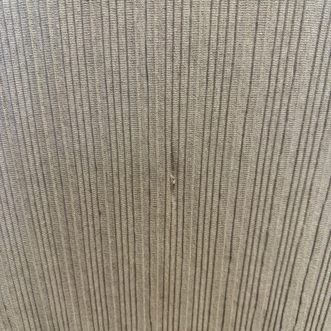 빈티지 하이넥 플리츠 블라우스 하프 스냅 버튼업 디테일 루즈핏 베이지 상품이미지5