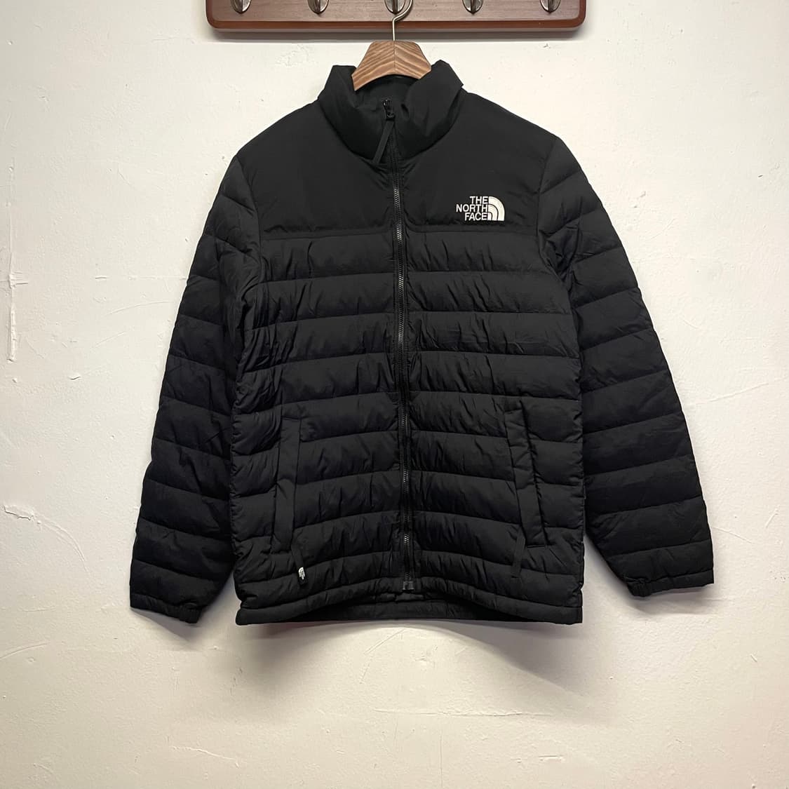노스페이스 블랙 구스다운 경량 패딩 점퍼   상품이미지1