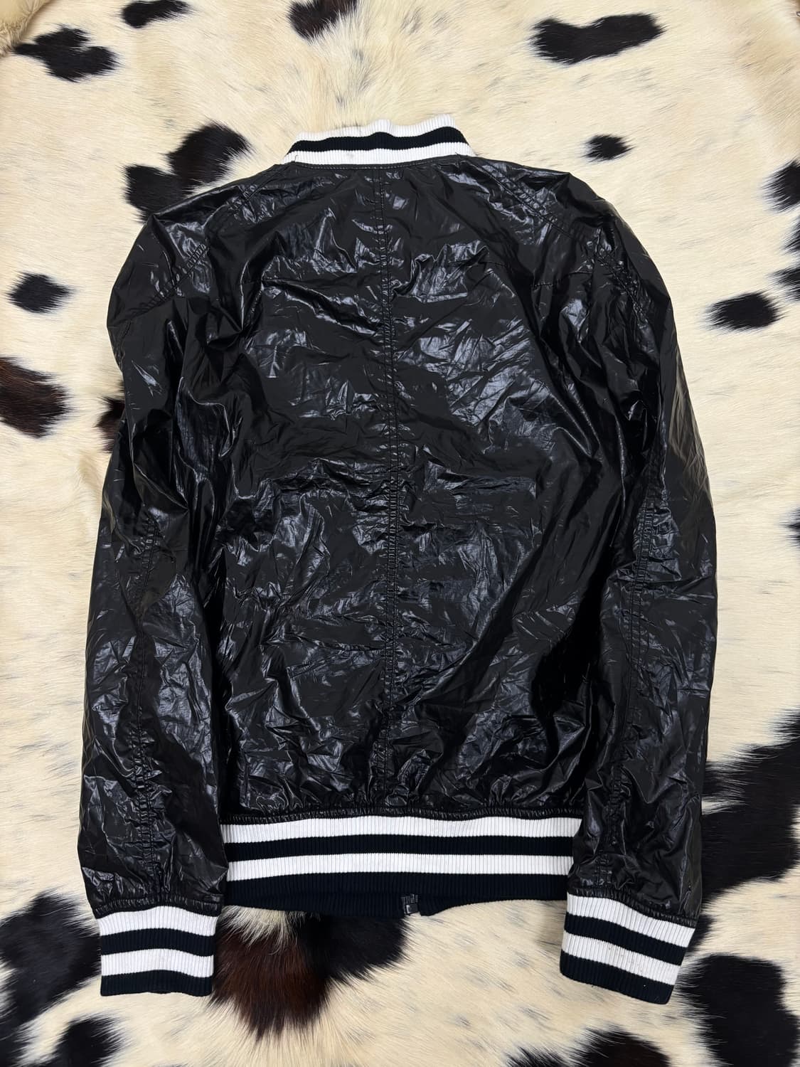 Glossy Zipper Detail Nylon Jacket 상품이미지10