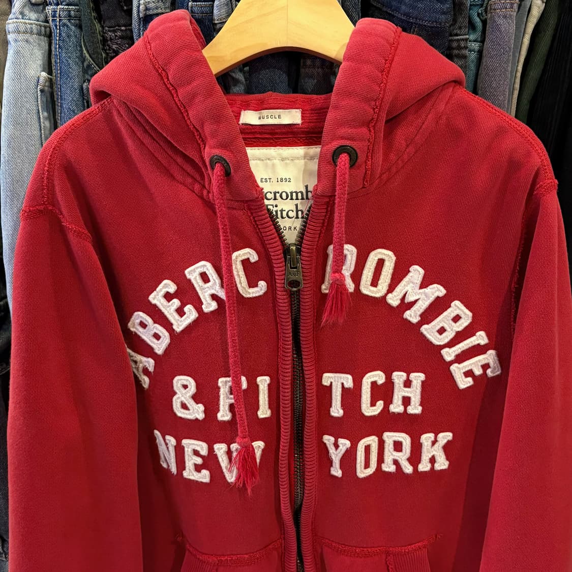 아베크롬비 레드 후드집업 상품이미지3