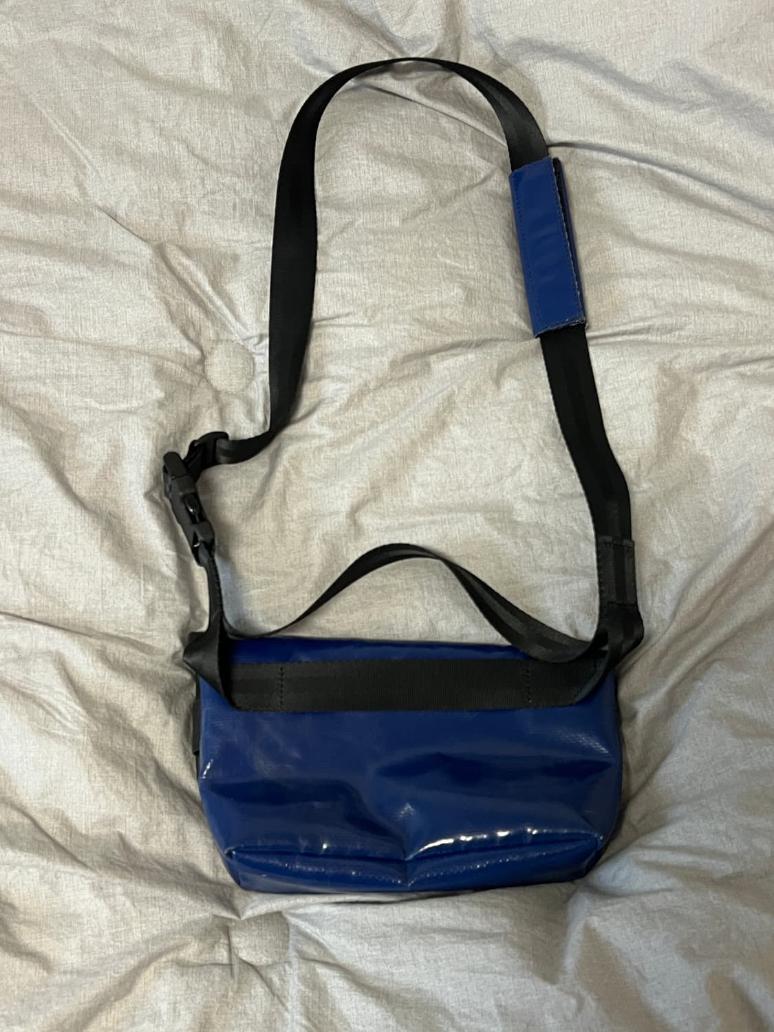 프라이탁 제이미 크로스백 블루화이트 상품이미지2