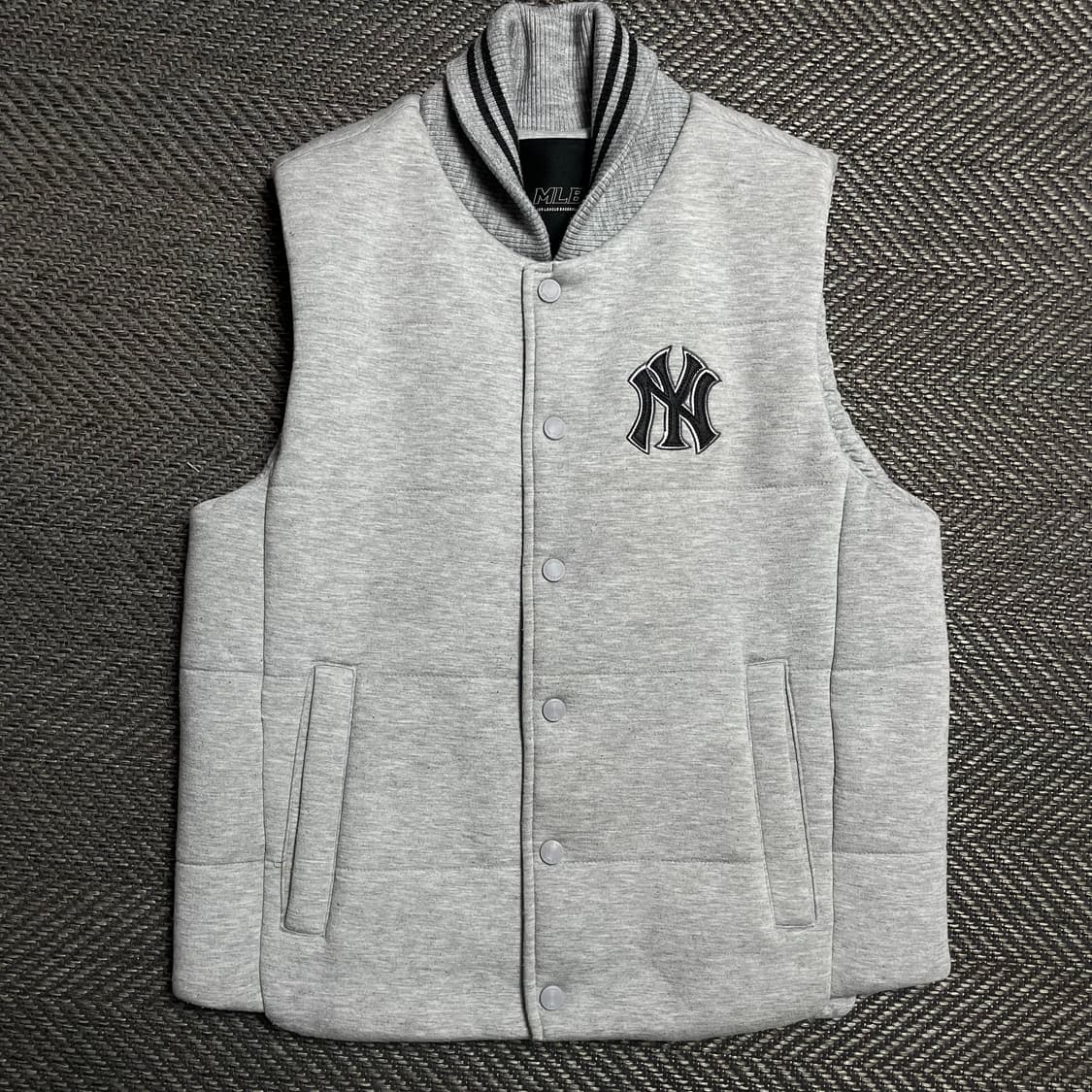 MLB 양키스 신슐레이트 패디드 베스트 그레이o 5265 상품이미지1