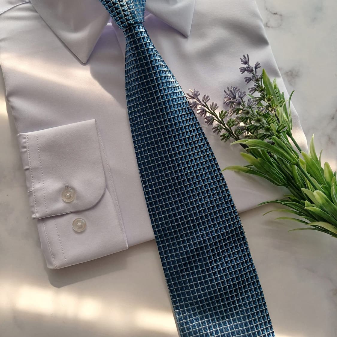 듀퐁 실크 블루 다이아 패턴 넥타이 8.6cm A+등급 A18675
 상품이미지6