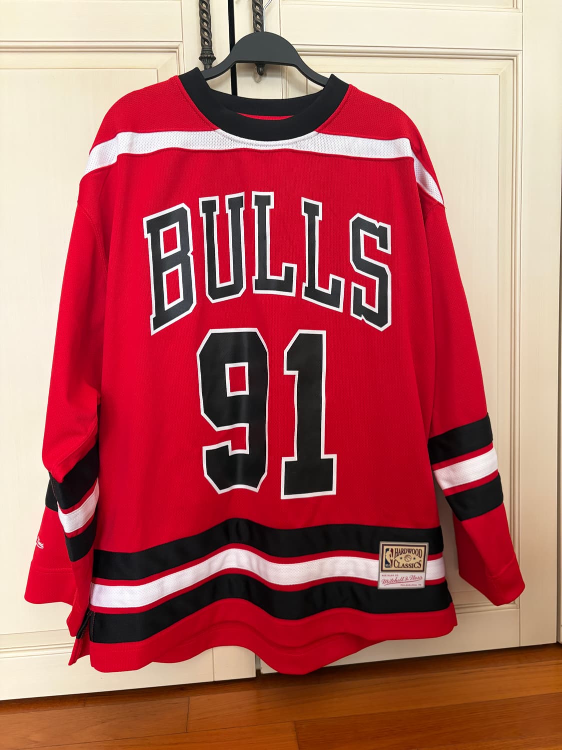 미첼앤네스 시카고 불스xNHL 콜라보 로드맨 저지 상품이미지1