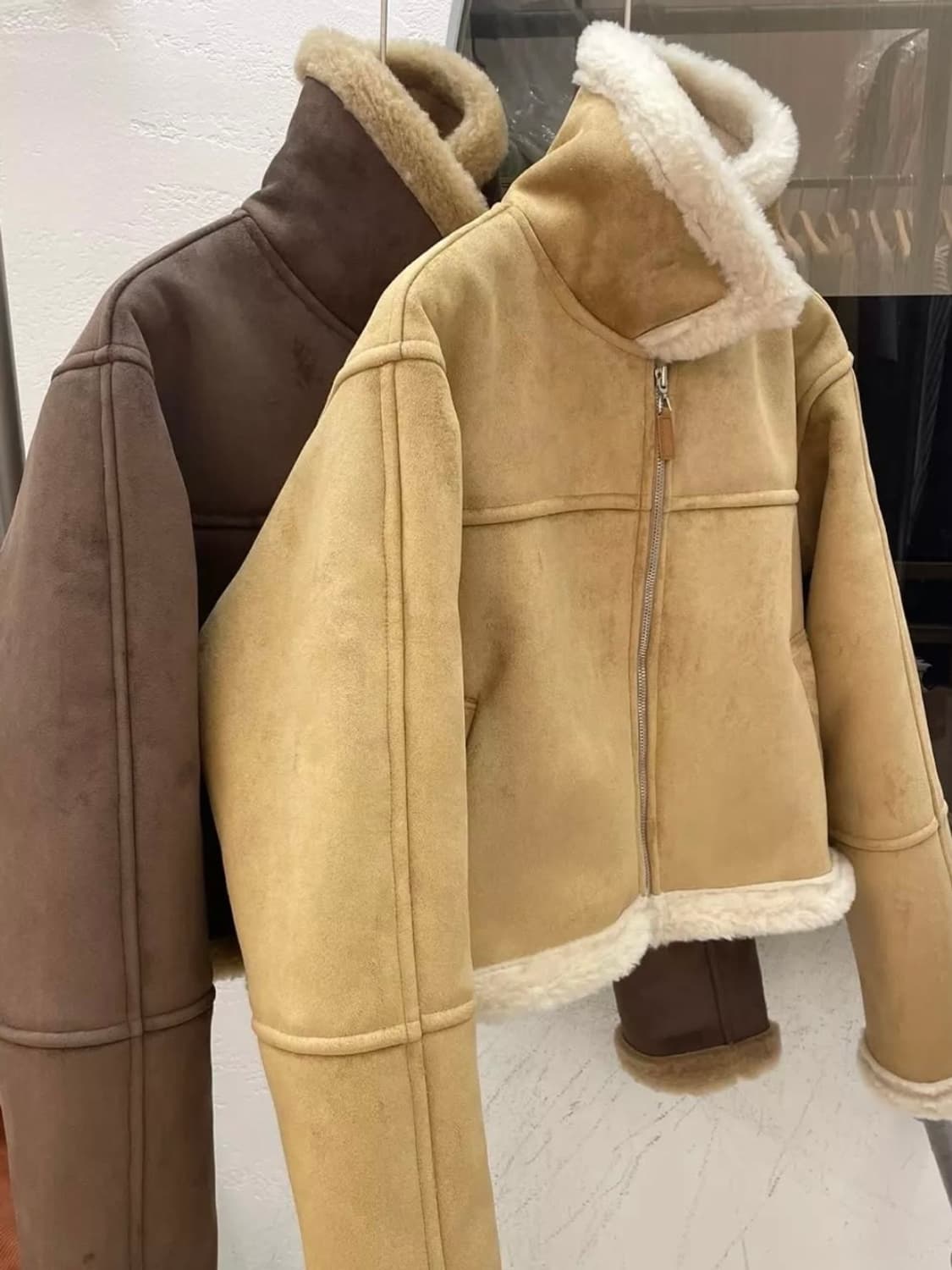 스웨이드 숏 무스탕 베이지 상품이미지2