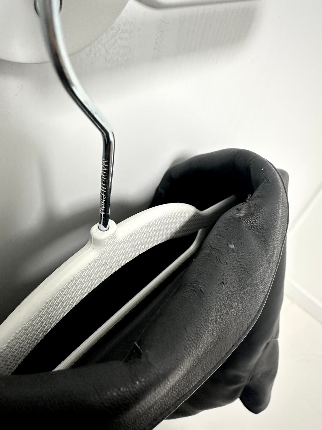 카라넥 레더 자켓 블랙 상품이미지3