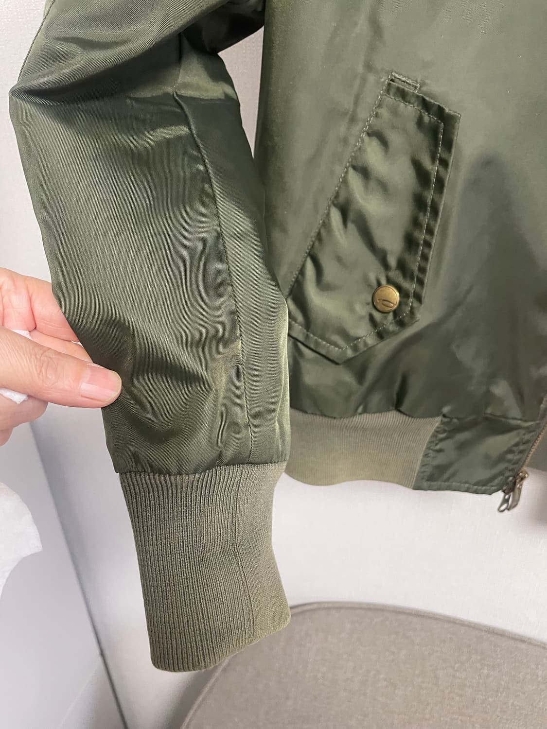 오클리 MA-1 봄버 자켓 카키 상품이미지3